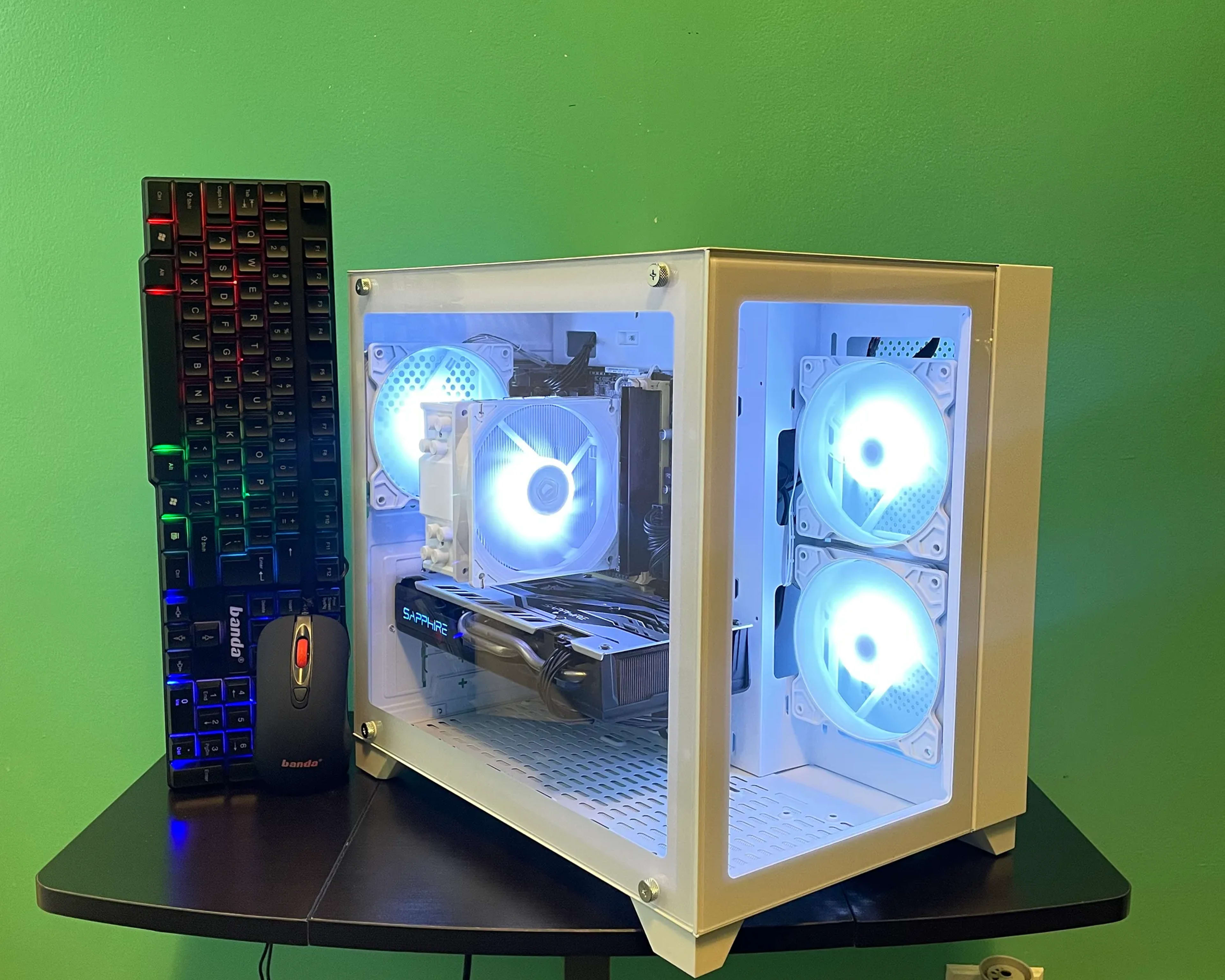 ALL Glass Gaming PC | Intel i5 / Amd RX580 / 8GB / 600GB Win 10 Pro WiFi