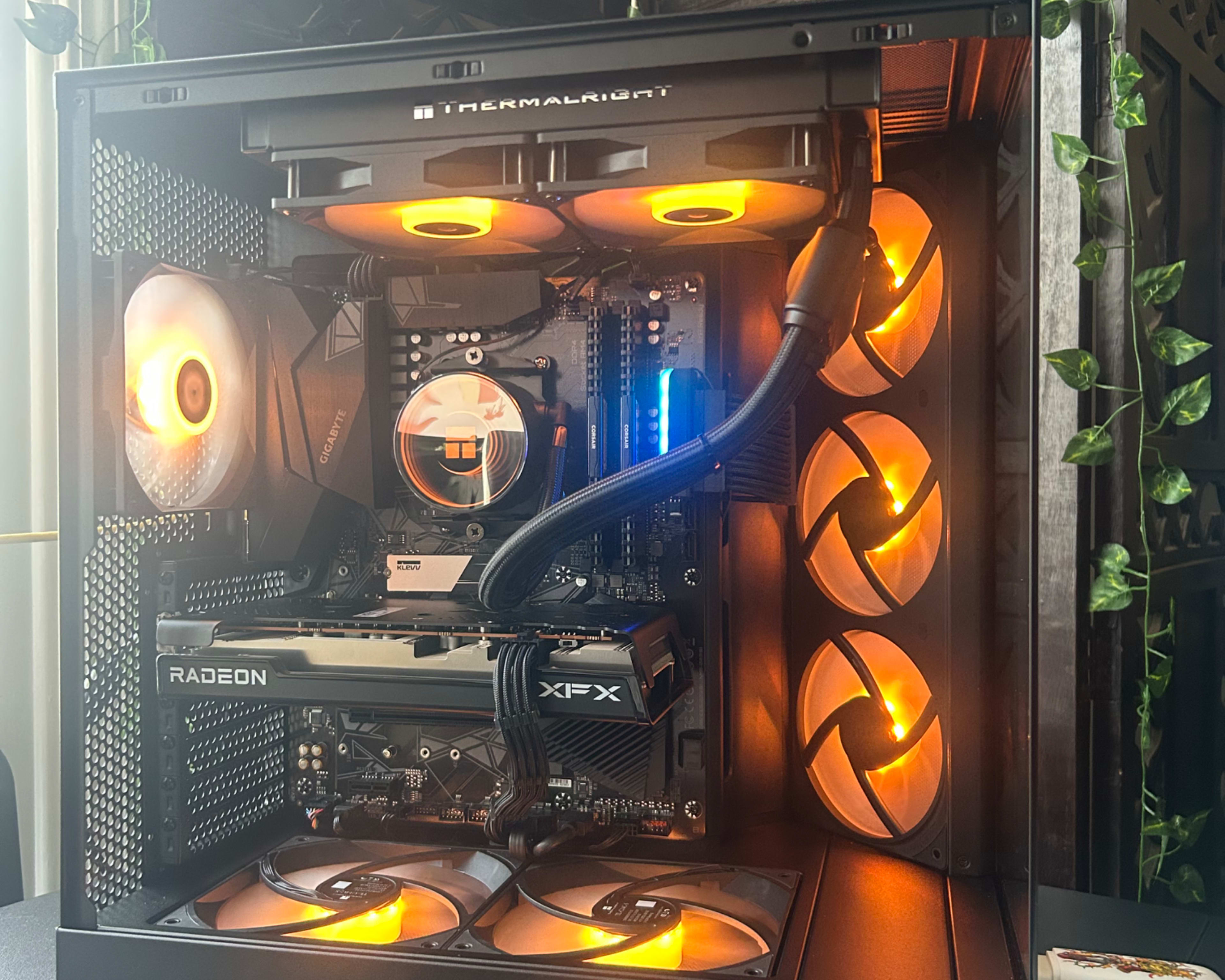 Black & Blue Gaming PCs built by gamers | Jawa Black & Blue Gaming PCs built by gamers | Jawa