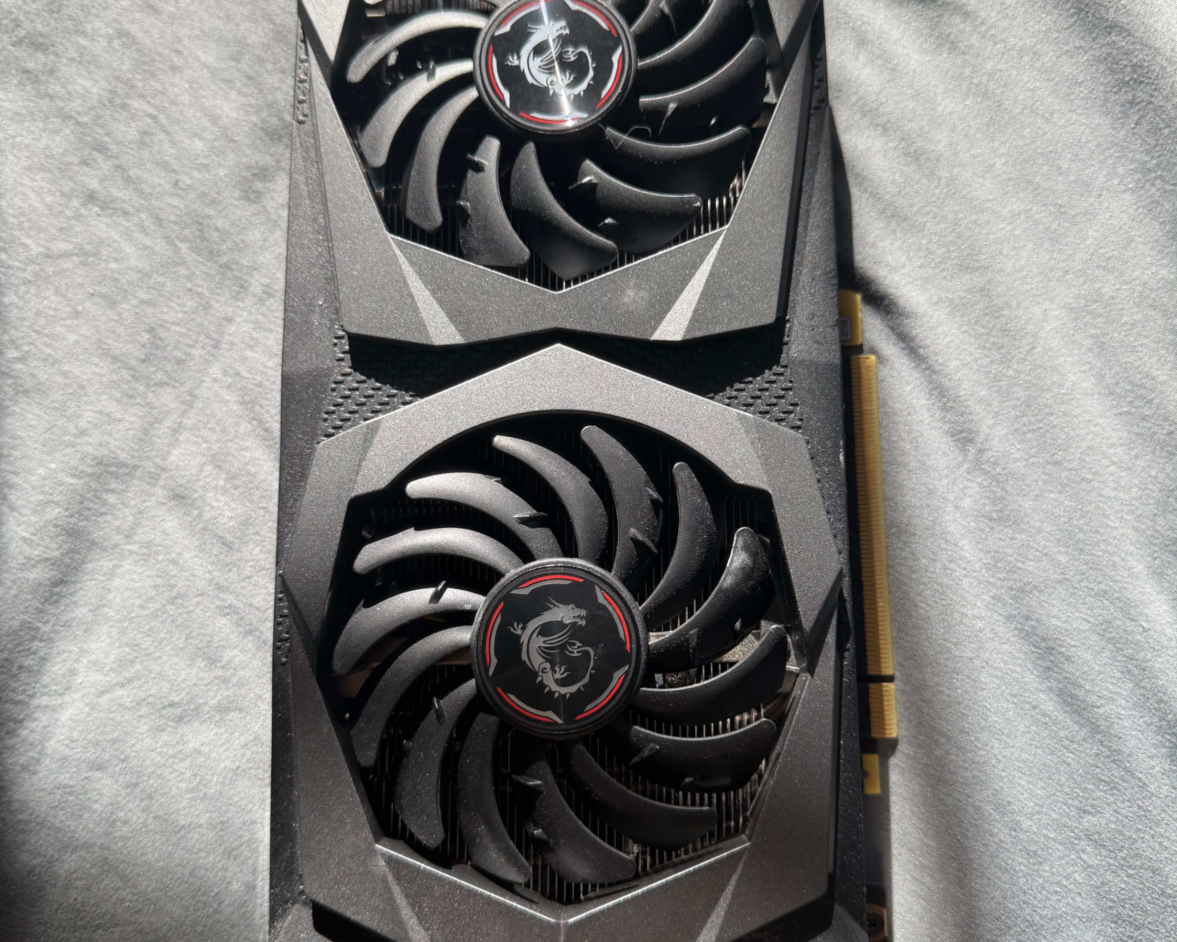 XFX AMD Radeon RX 570 8GB | Jawa XFX AMD Radeon RX 570 8GB | Jawa