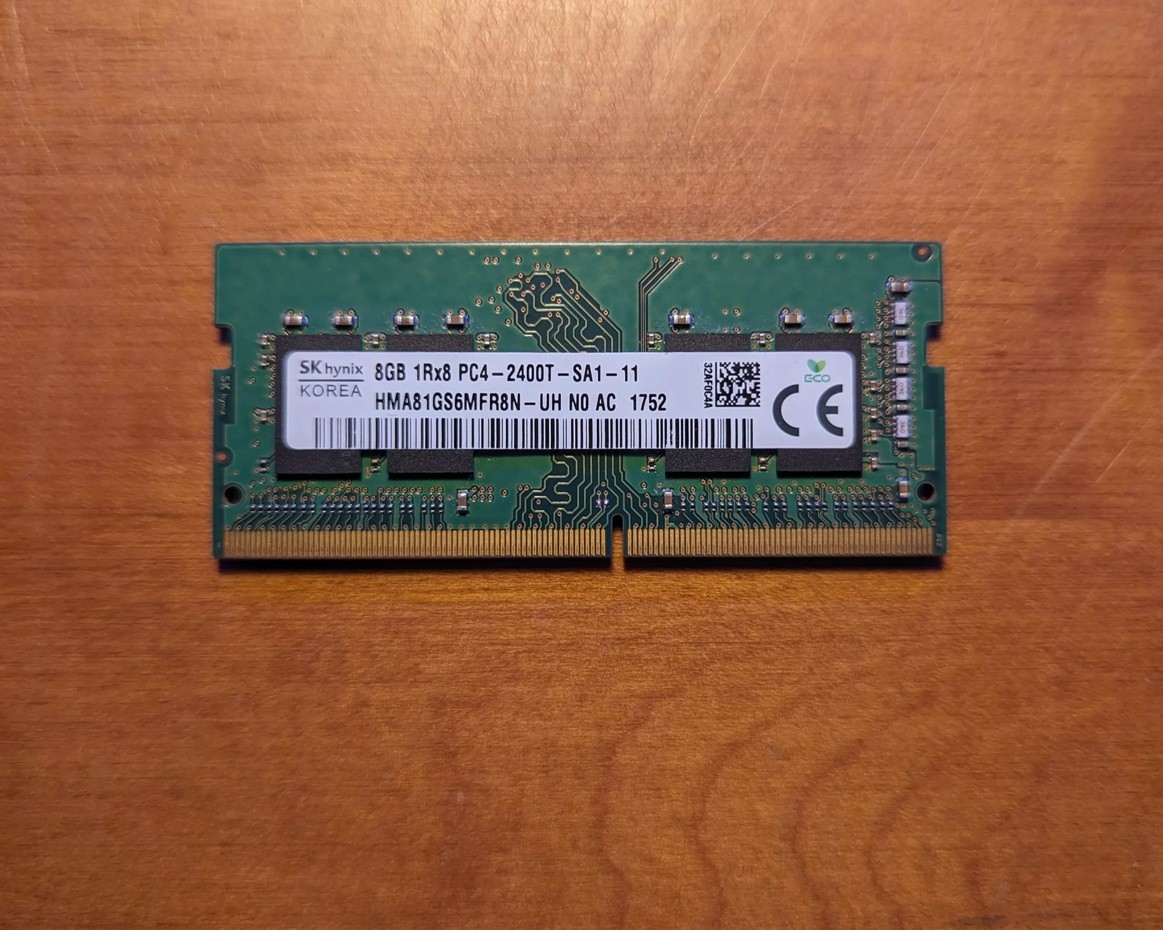 8 GBs DDR4 SODIMM SK Hynix Memory
