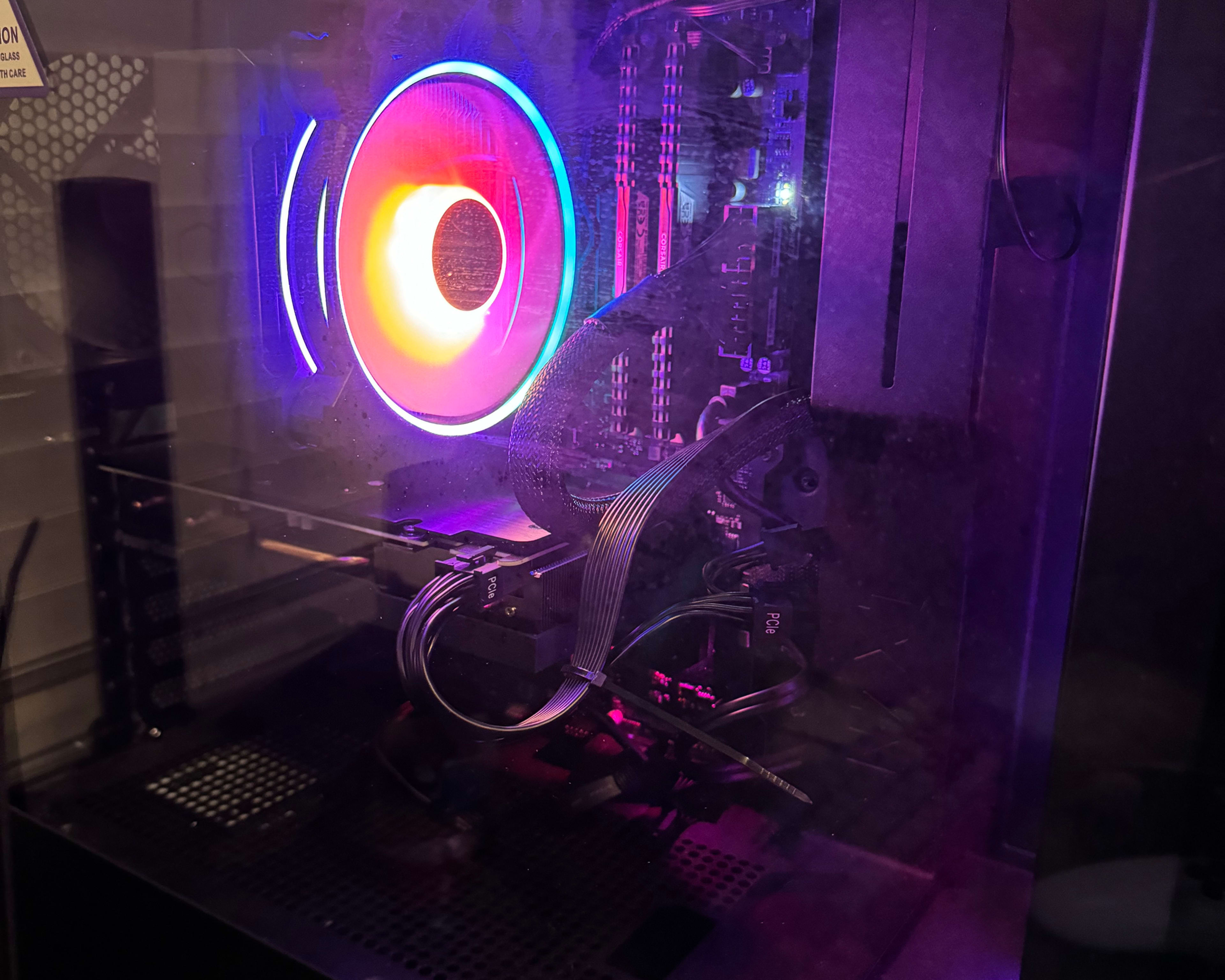 AMD Ryzen 5 5600x 7600XT