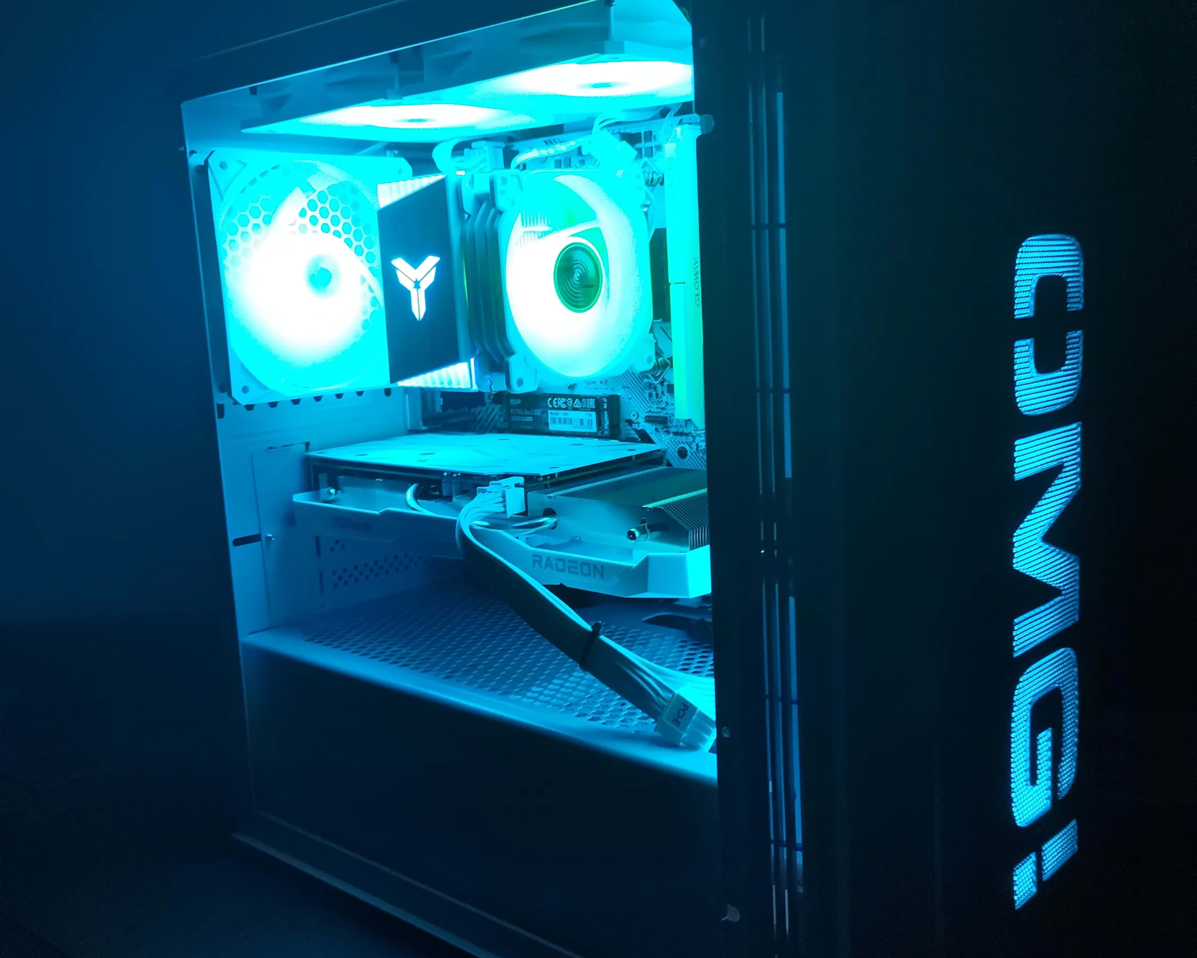 UwU Gaming PC (5600x & RX 6600)