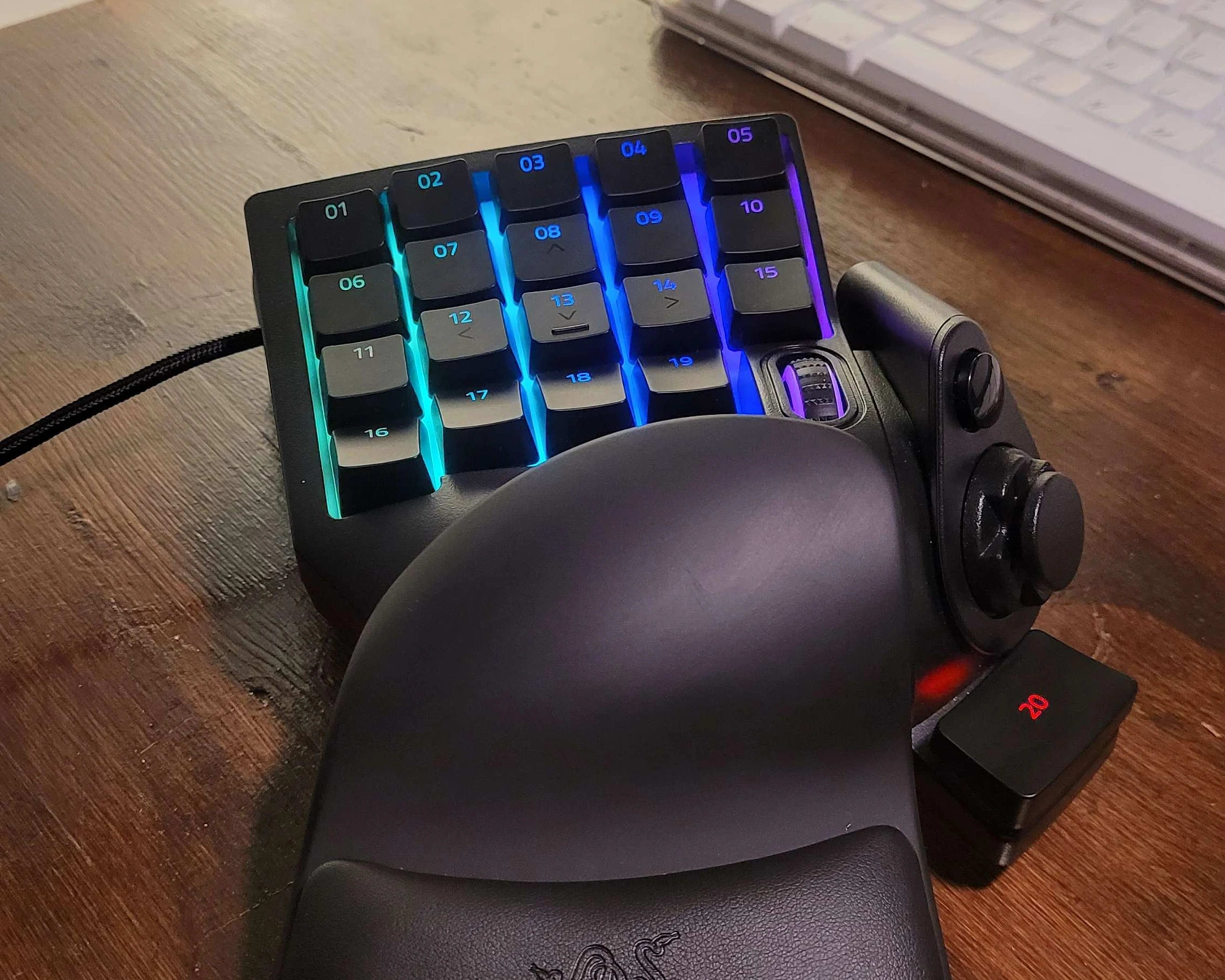 Razer Tartarus V2 One Handed Keyboard