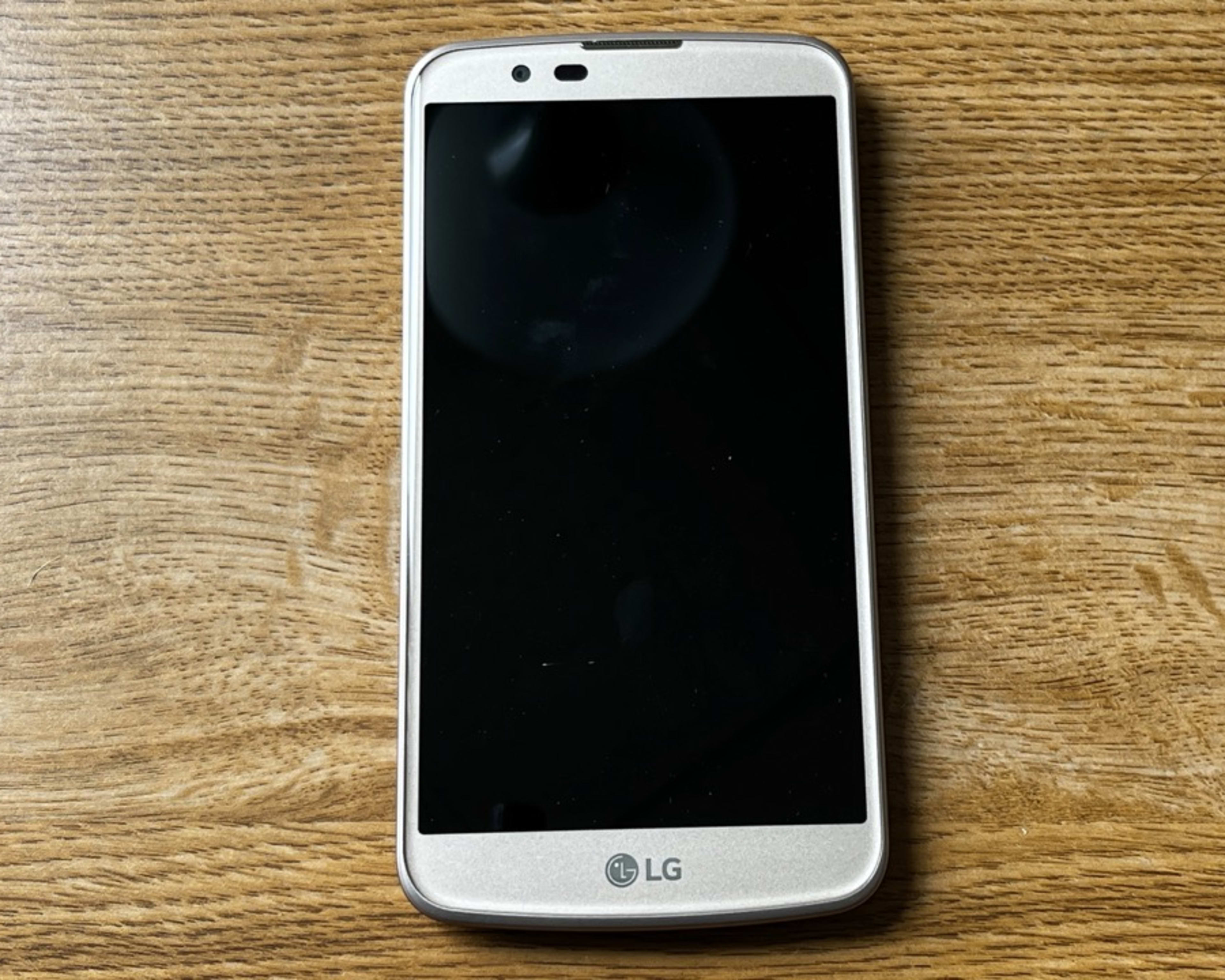 LG K10 K428 - 16GB - Gold Smartphone Device
