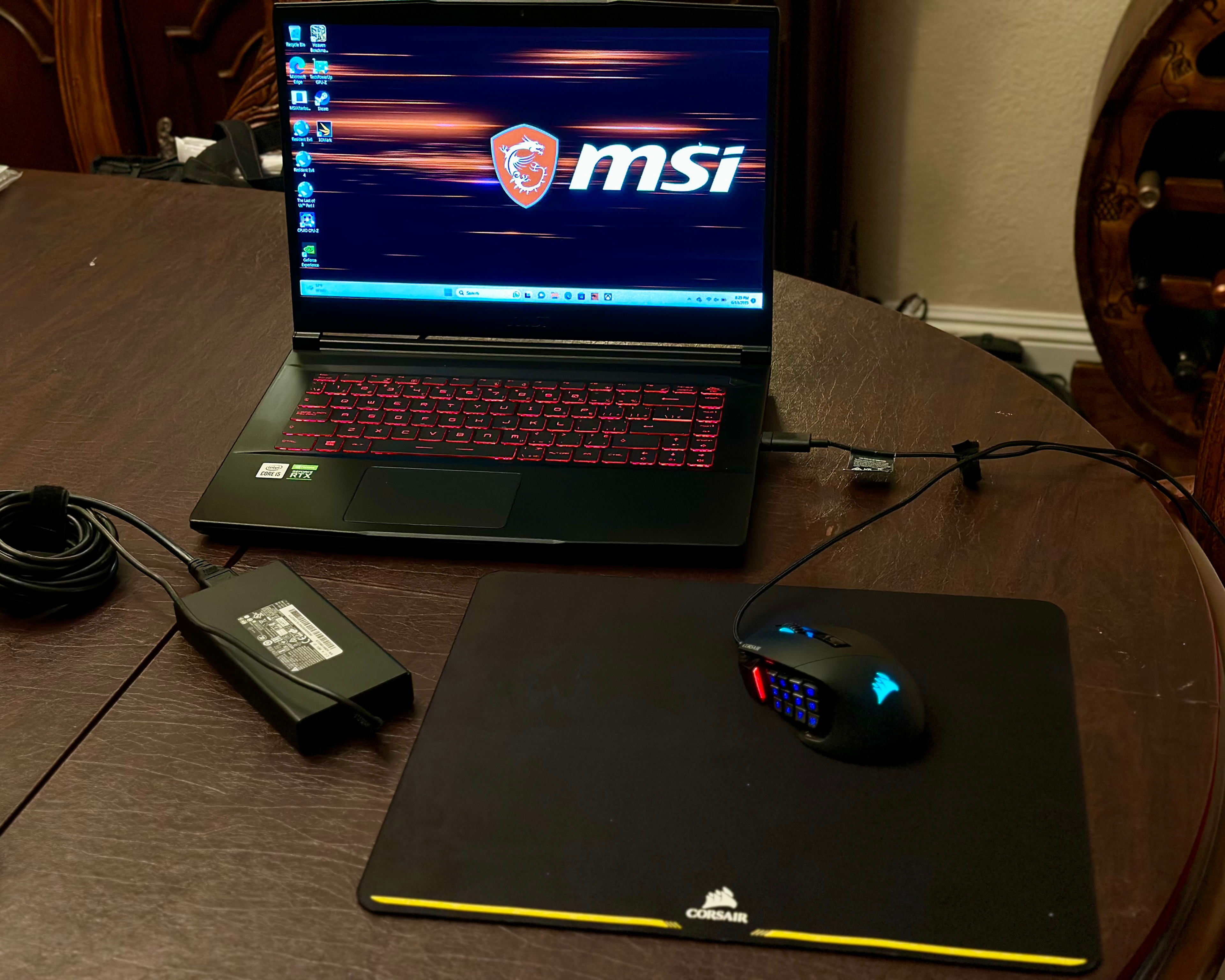 MSI GF65 Thin 10UE-283CA Gaming Laptop Core i5 RTX 3060 16GB w/ Corsair Gaming Mouse and Pad
