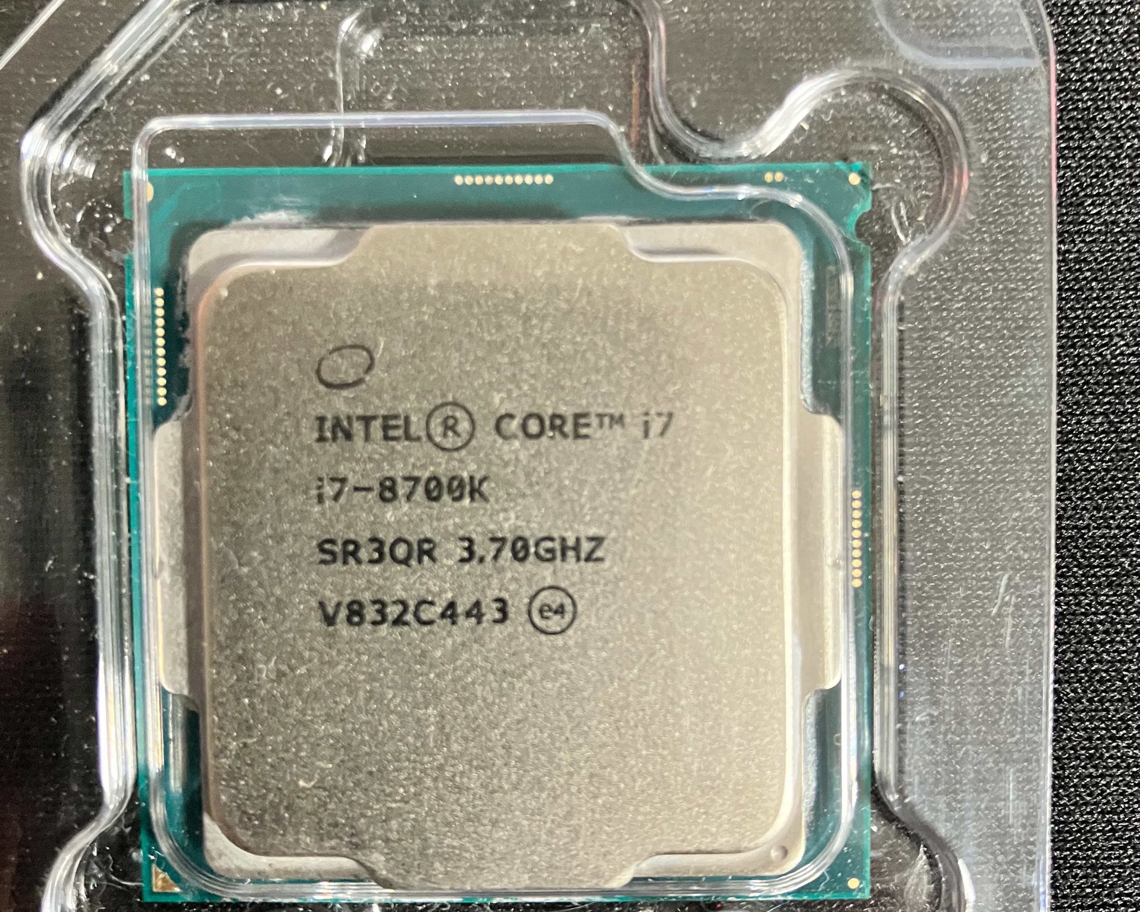 Intel Core i7 - 8700K