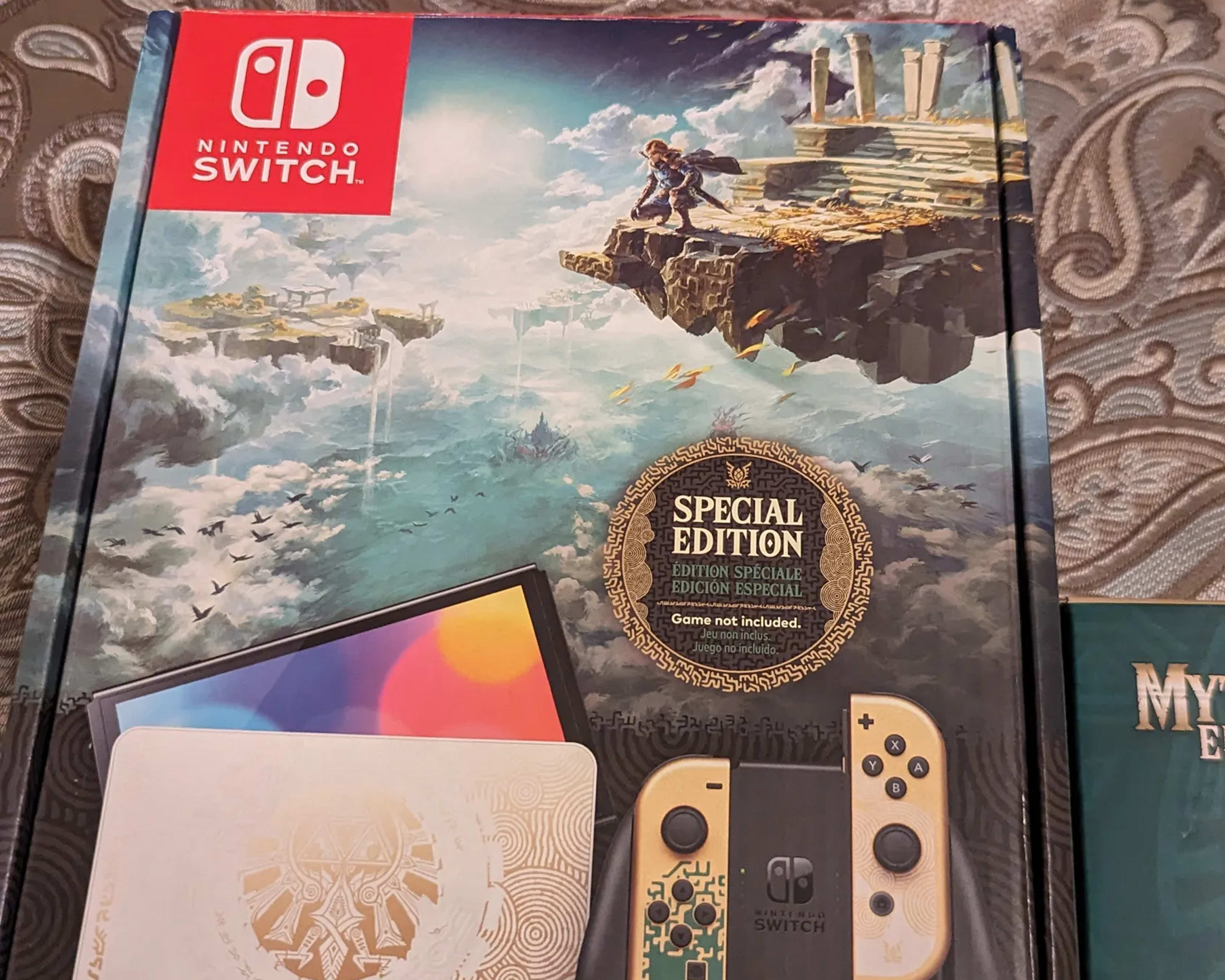 Nintendo Switch Zelda totk OLED edition with Satisfye grip