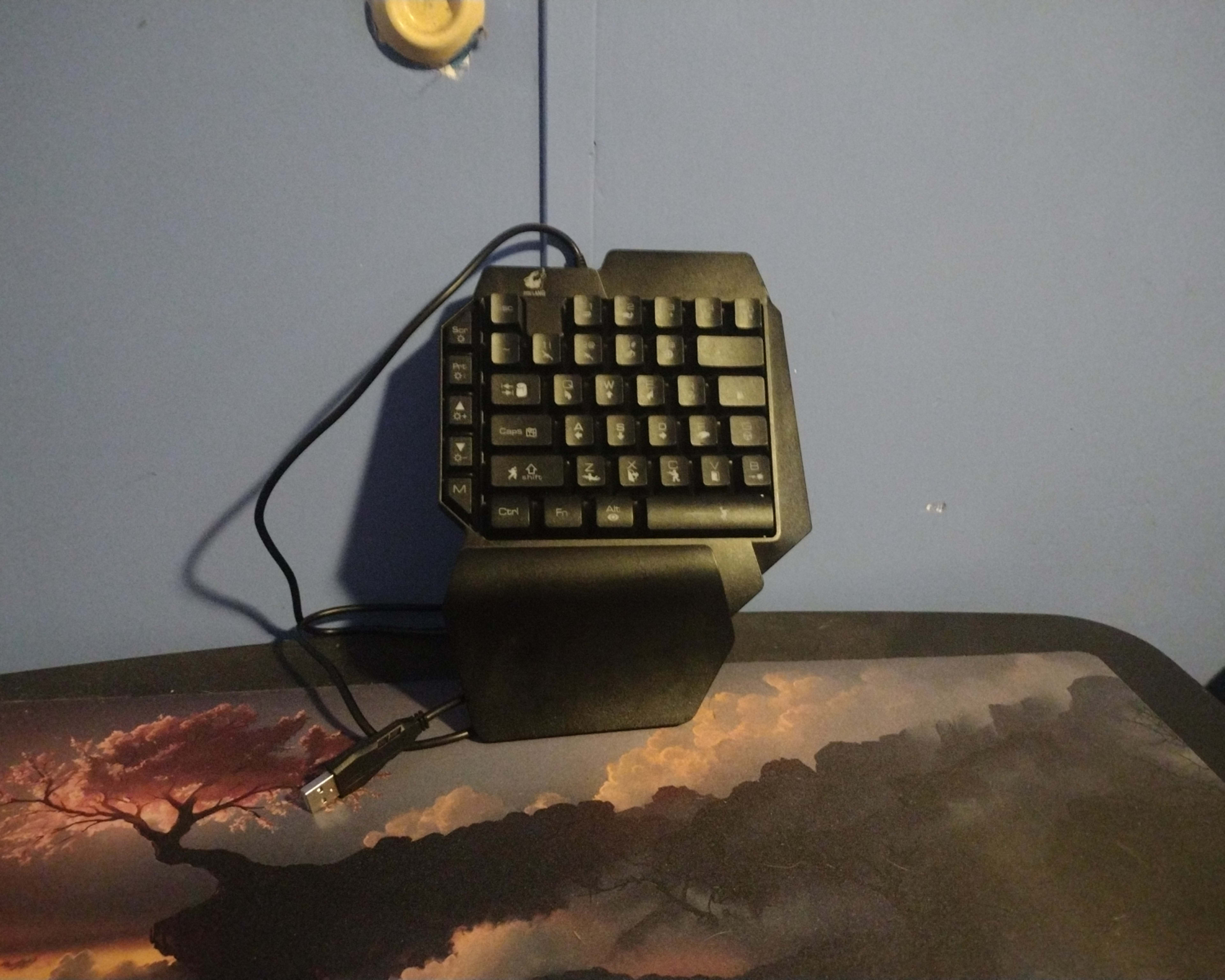 For sale Zi Youlang rgb mouse and keyboard combo