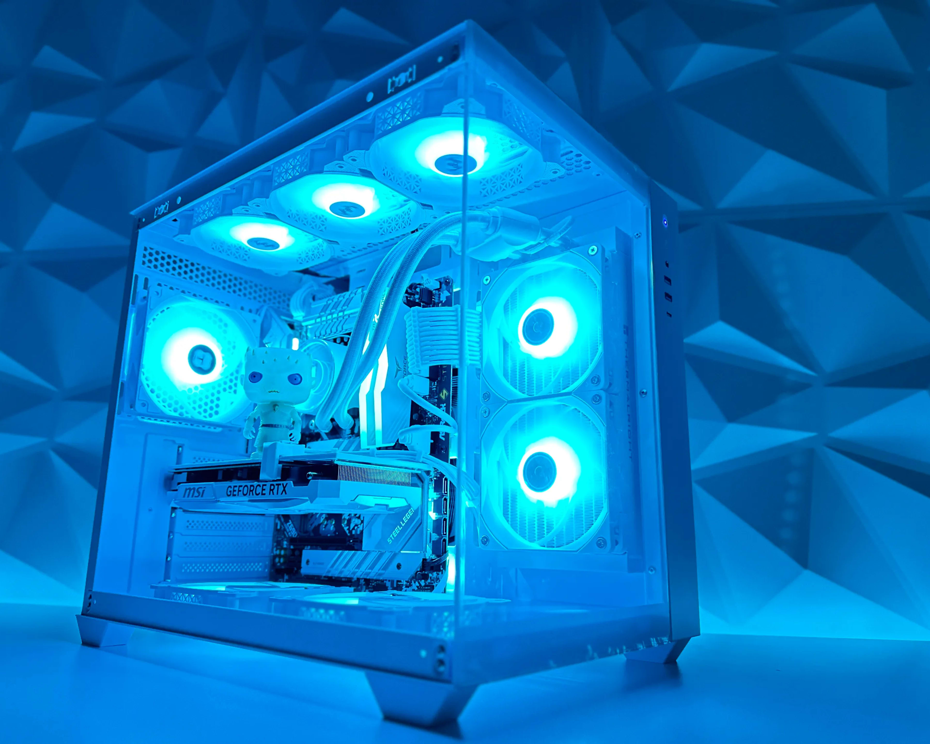 🧊👑 Night King🧟‍♂️🗡️ Gaming PC❄️Nvidia RTX 4070 12GB❄️Intel 13500 14-core❄️32GB DDR4❄️1TB NVME