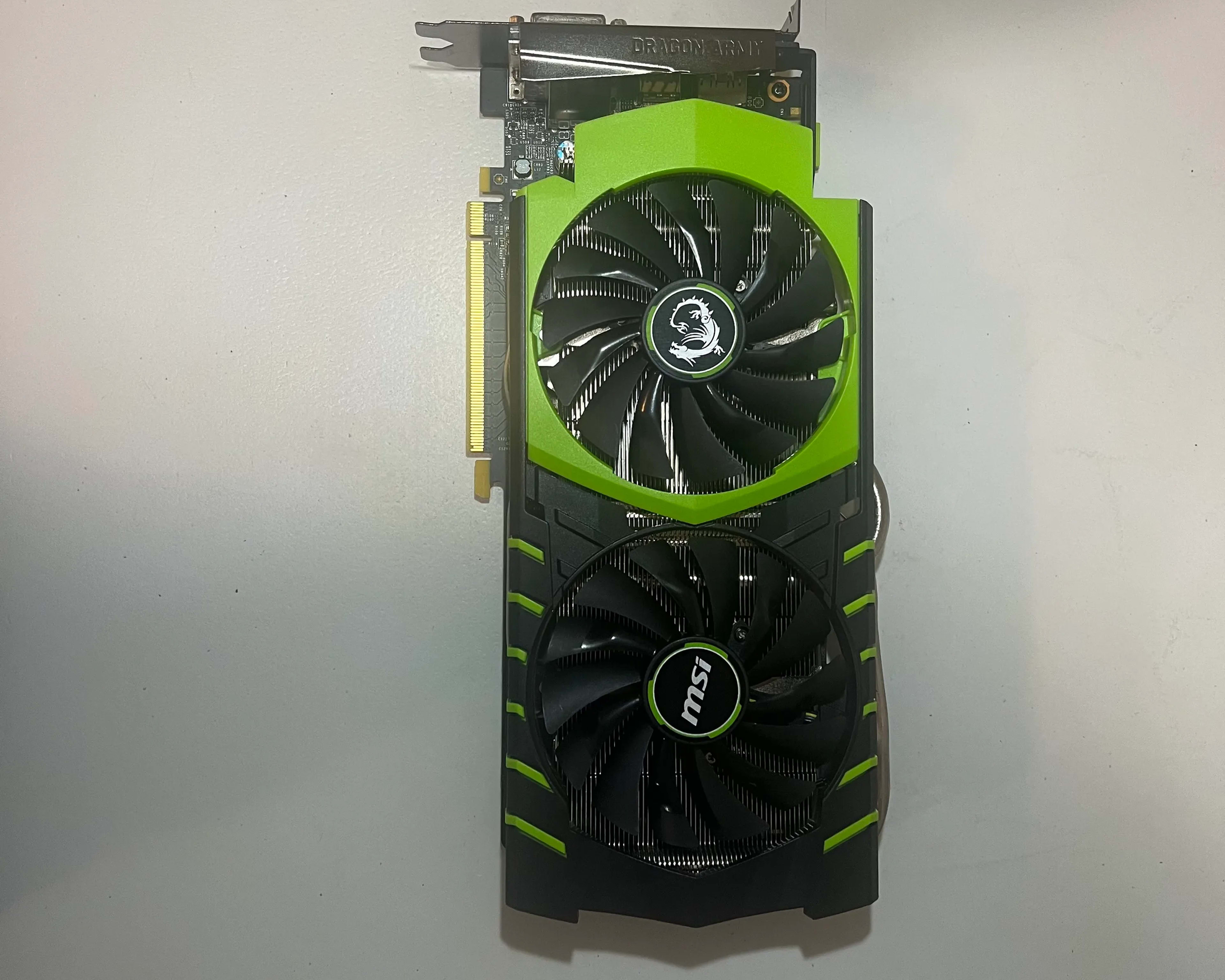 GeForce GTX 970 GAMING LE 100ME