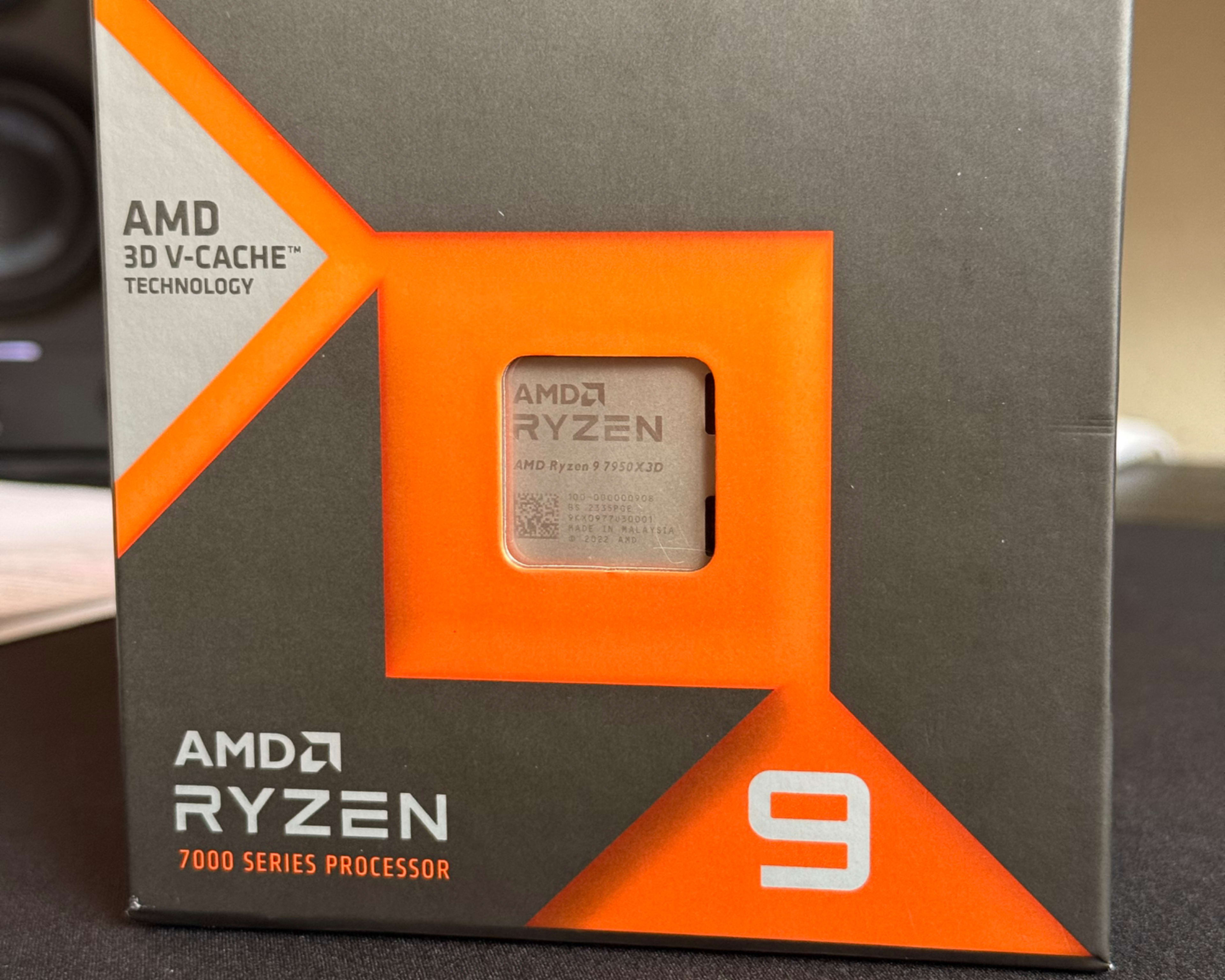 Intel Core i7-14700 Processor 20 cores (8 P-cores + 12 E Intel Core i7-14700 Processor 20 cores (8 P-cores + 12 E