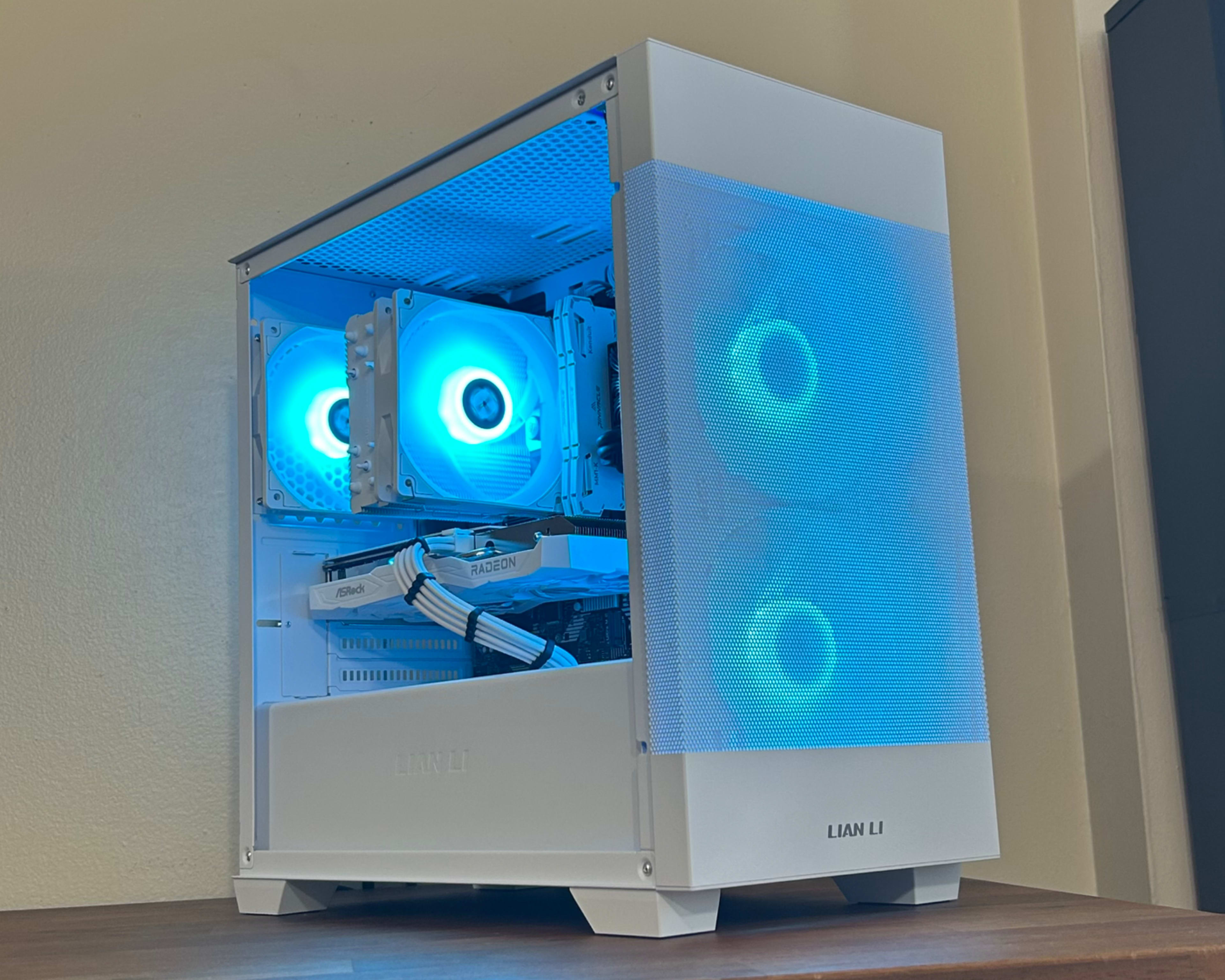 RX 6650 XT 8GB | Ryzen 5 5500 | 1TB SSD | WI-FI | The Dark RX 6650 XT 8GB | Ryzen 5 5500 | 1TB SSD | WI-FI | The Dark
