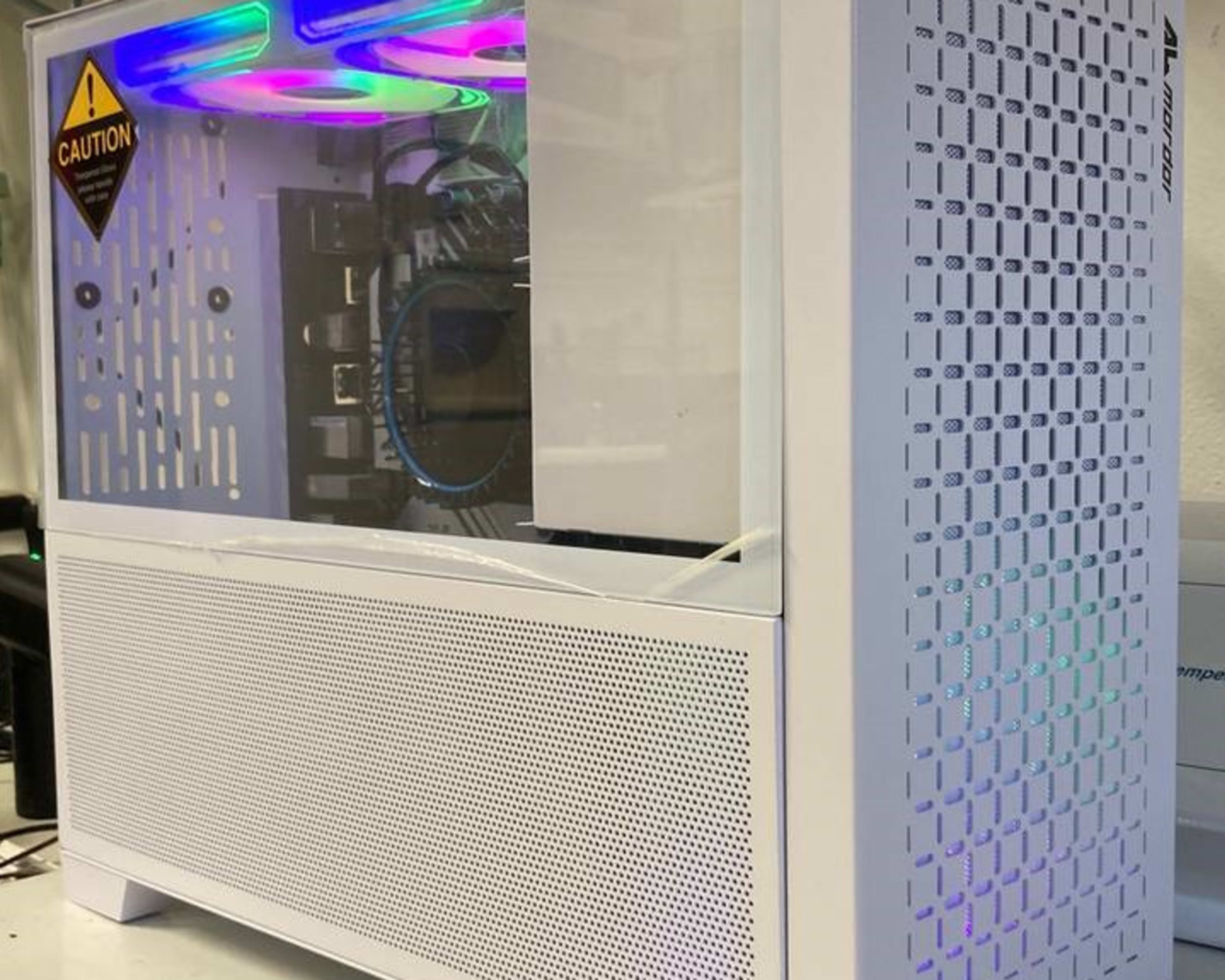 ⚫ RTX 3050 Gaming PC ⚪ RTX 3050 6GB, I5 8500, 16GB RAM ⚫ RTX 3050 Gaming PC ⚪ RTX 3050 6GB, I5 8500, 16GB RAM