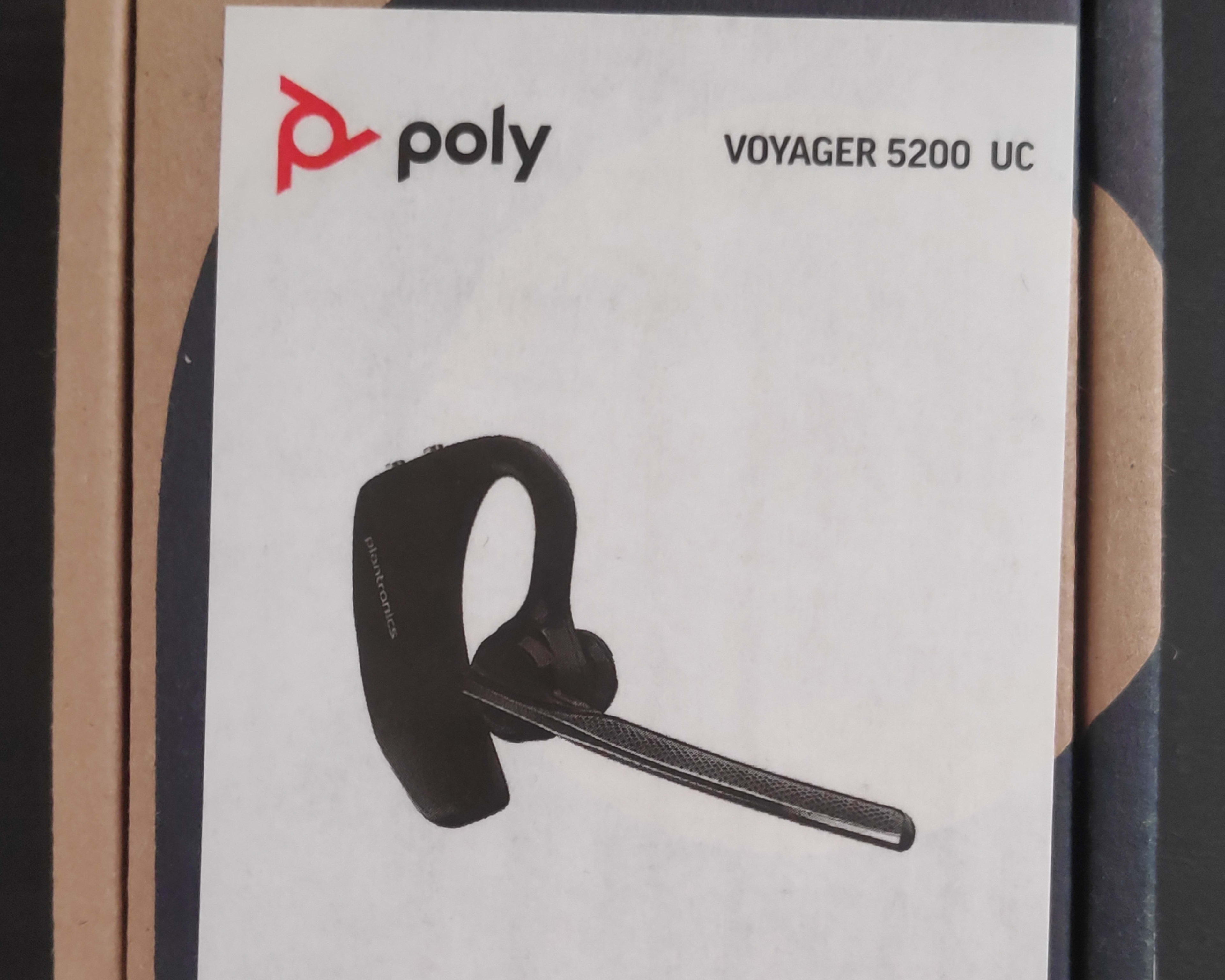 Poly Voyager 5200 UC Wireless Headset & Charging Case (Plantronics)