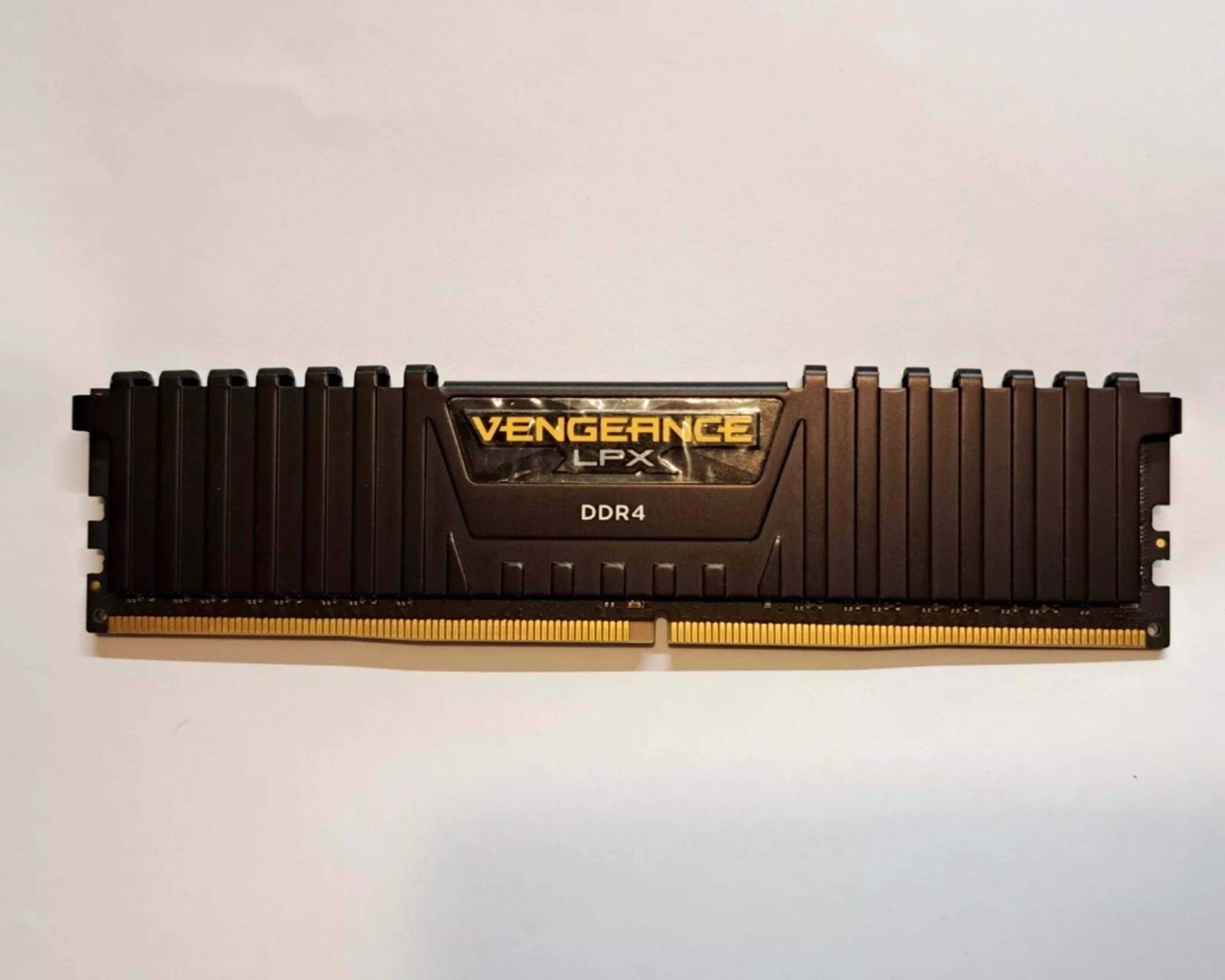 One 8GB Module Corsair Vengeance LPX 8GB (1X8GB) 3200MHz DDR4 C16 DIMM Desktop Memory