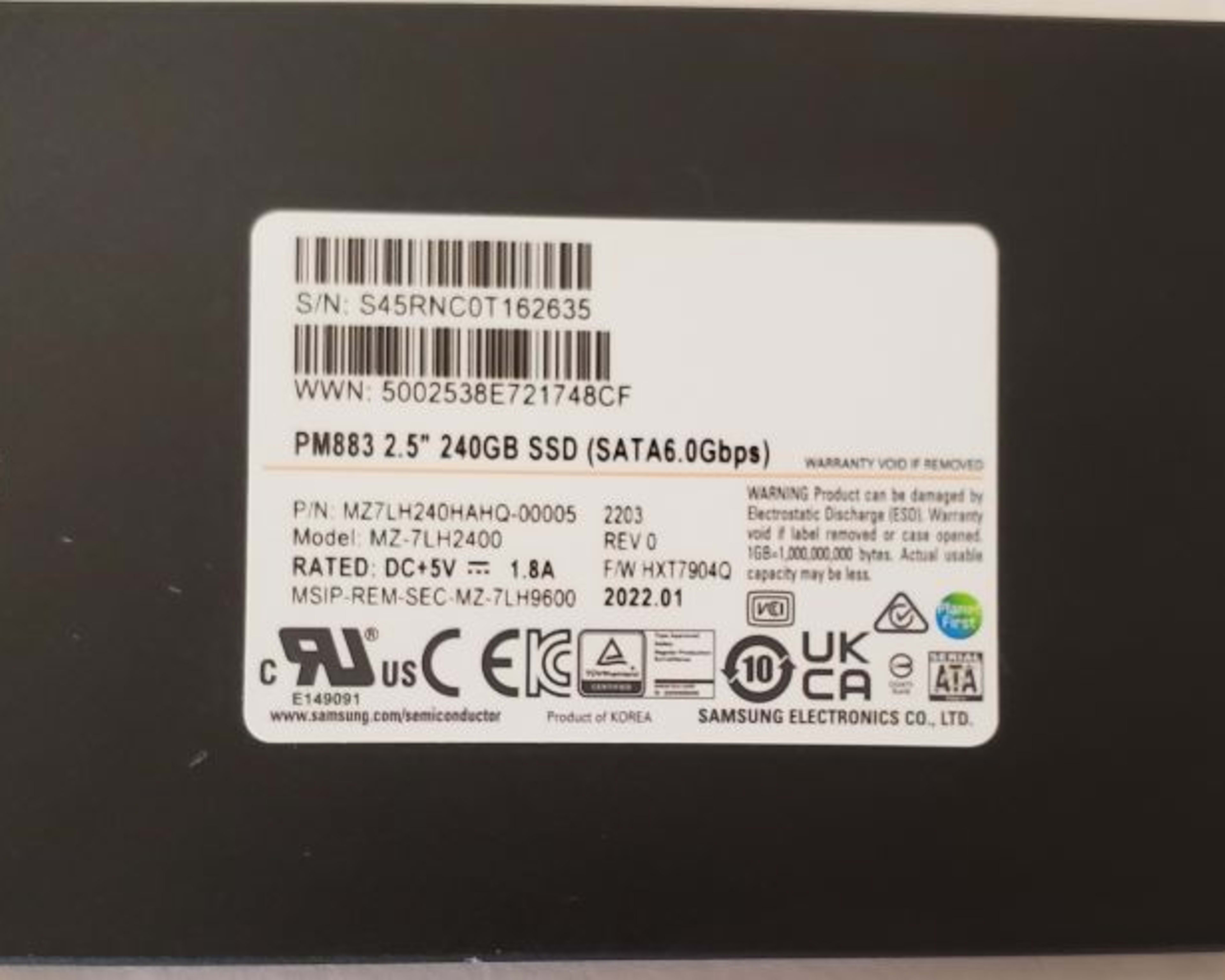 Samsung PM883 MZ-7LH2400 / MZ7LH240HAHQ-00005 240GB SATA RI Solid State Drive