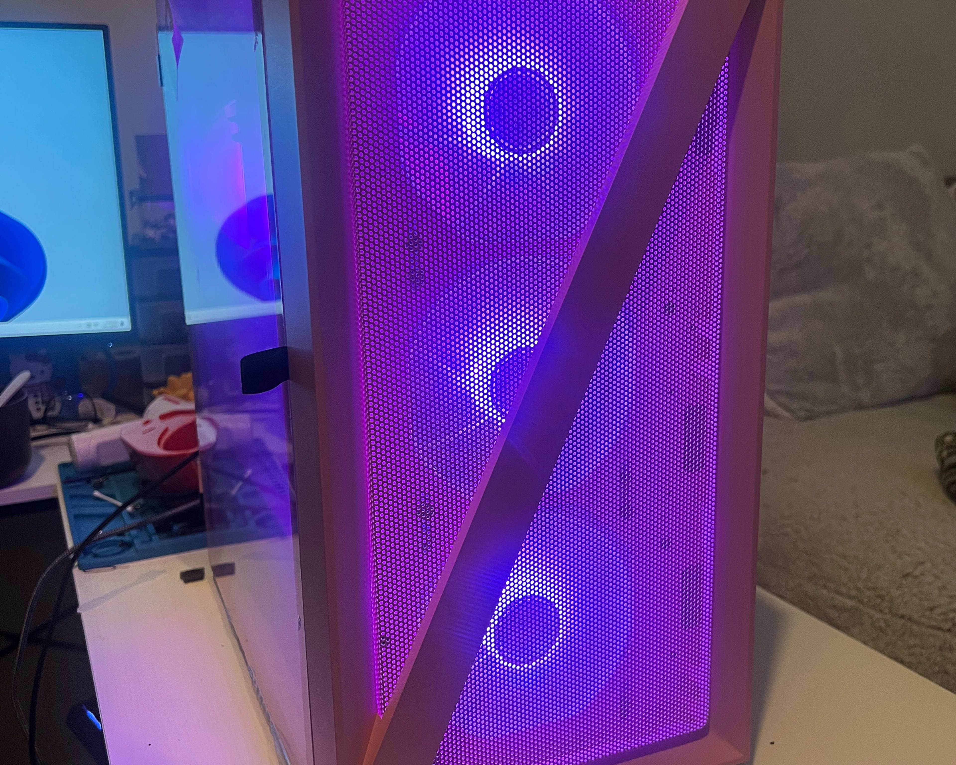 Pink 🌸 Gaming PC | Ryzen 7 3700X | EVGA RTX 3060 12GB | 16GB RAM | 512GB SSD | Windows 11 Home