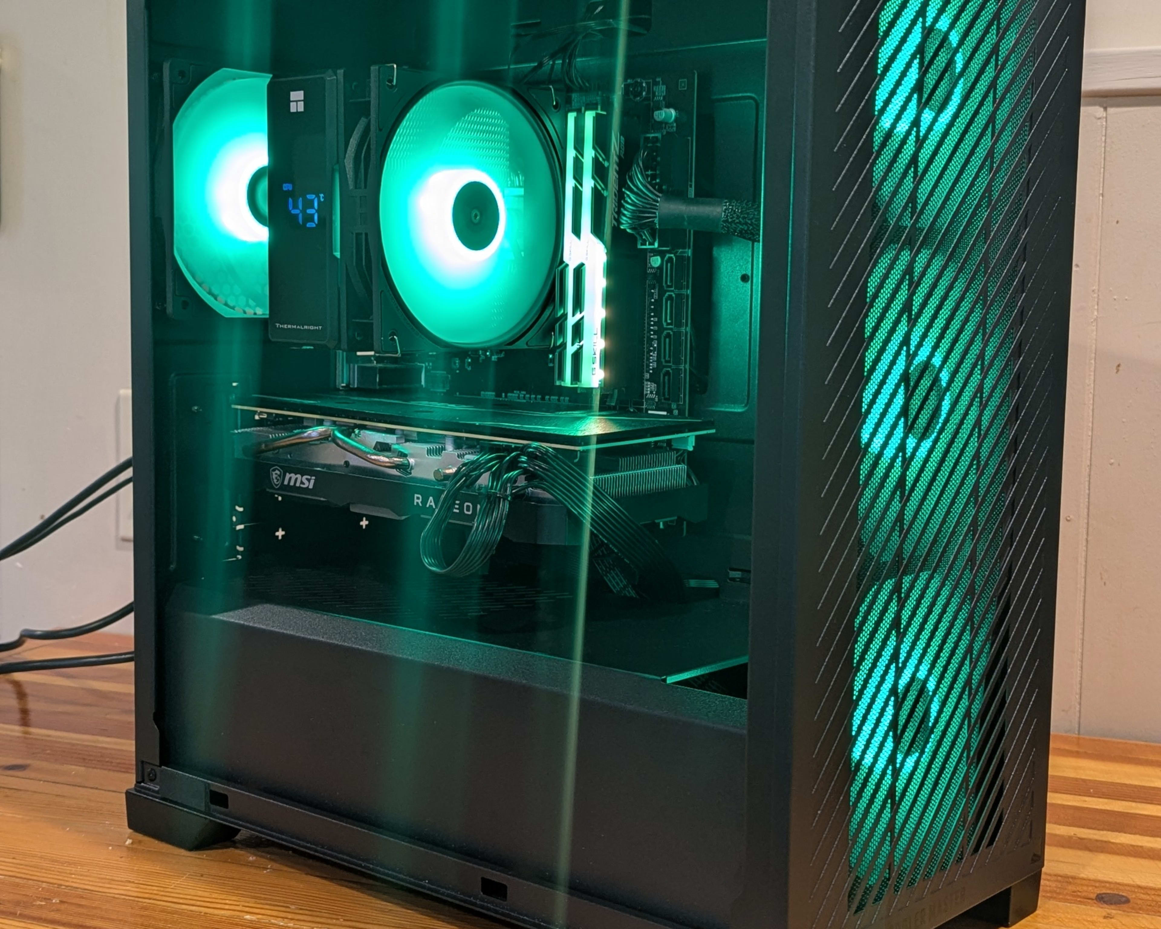 White RGB Mid-Range Gaming PC - Rx 5700xt, Ryzen 5 2600x White RGB Mid-Range Gaming PC - Rx 5700xt, Ryzen 5 2600x