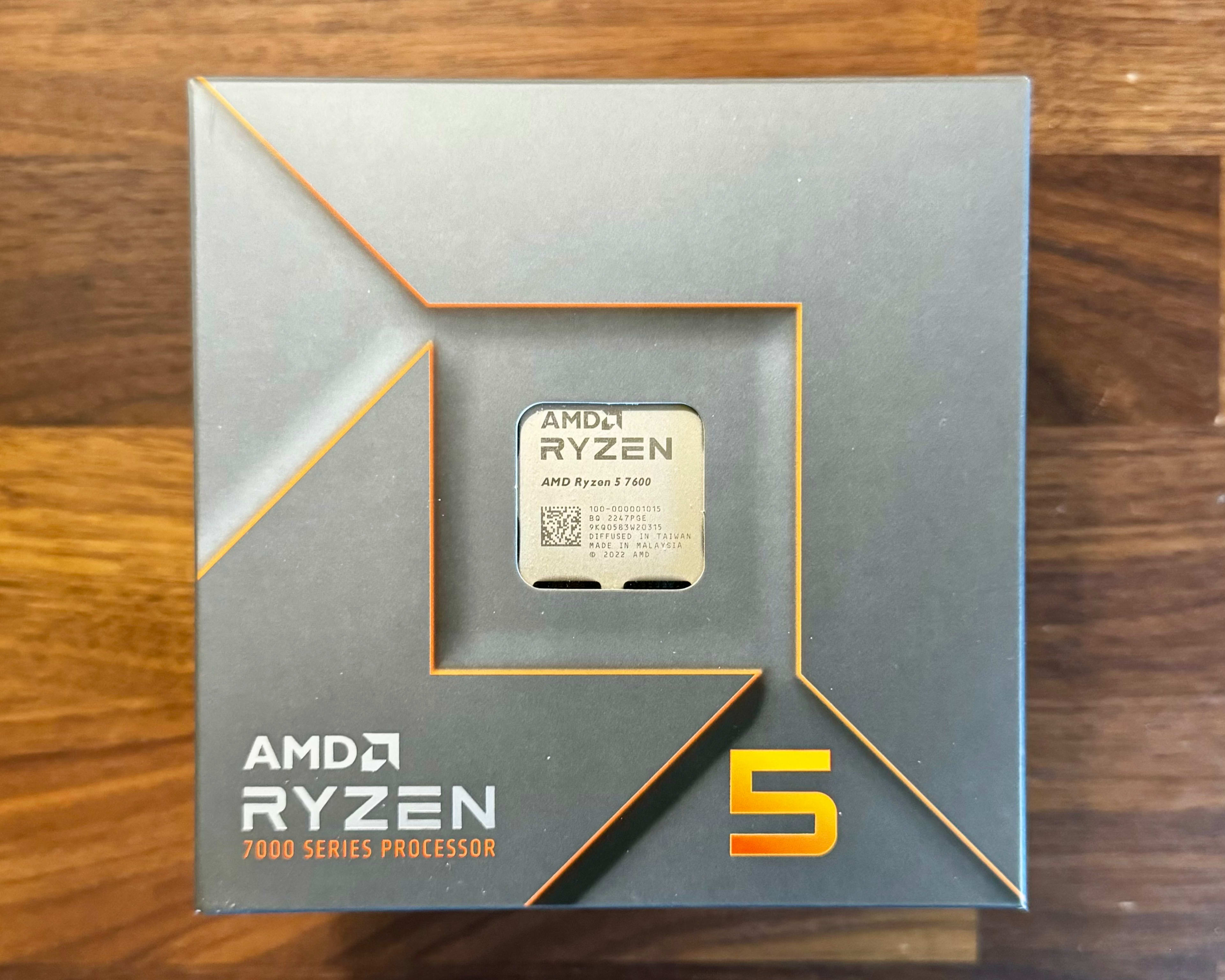 AMD Ryzen 5 7600 (6 Cores/12 Threads, AM5)