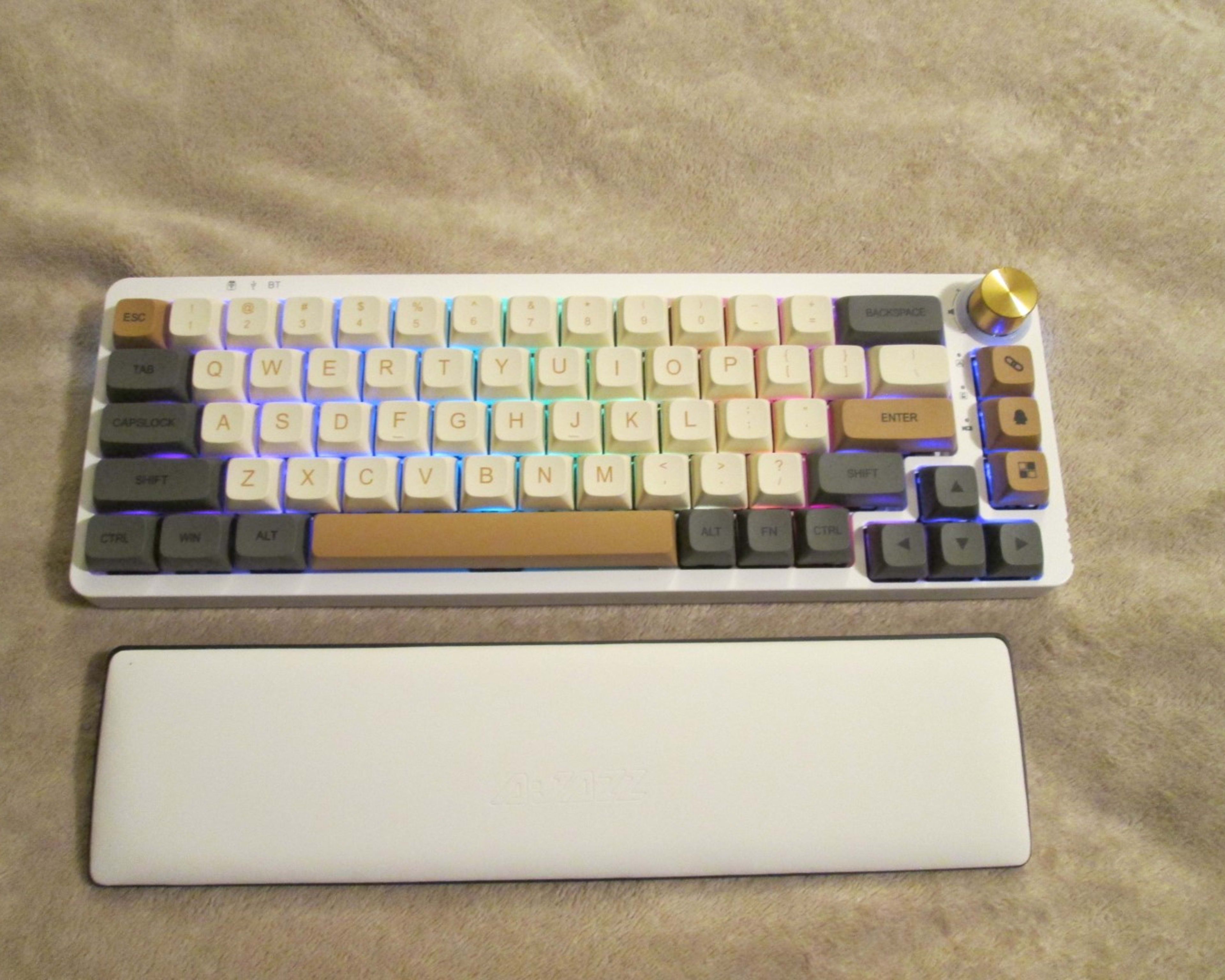Cerakoted Gunmetal Graystudio Space65 R3 Custom Hotswappable Cerakoted Gunmetal Graystudio Space65 R3 Custom Hotswappable