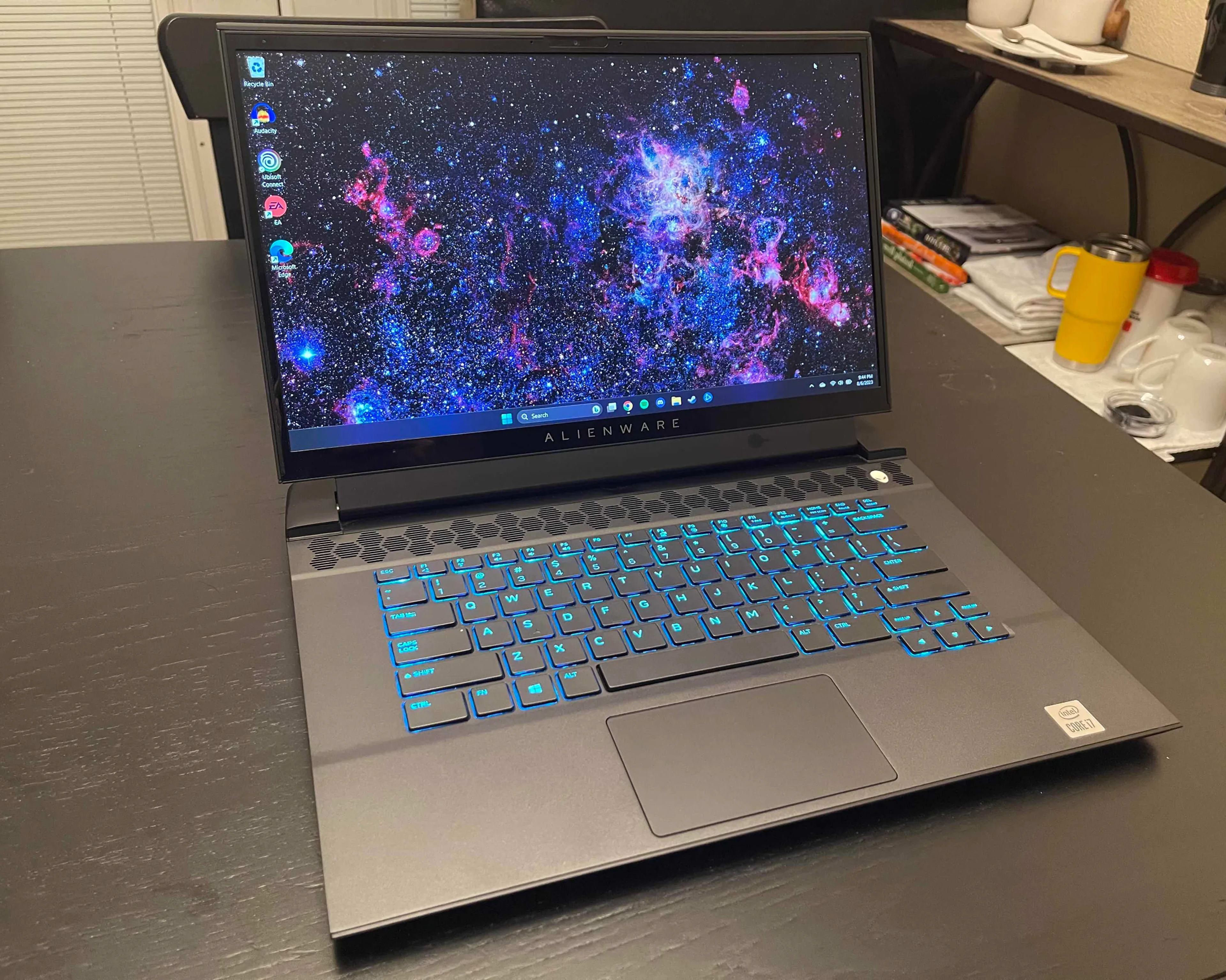 Alienware m15 r4 Laptop, 15.6" RTX 3070, i7-10870H, 16GB RAM, 1080p, 144hz GSYNC