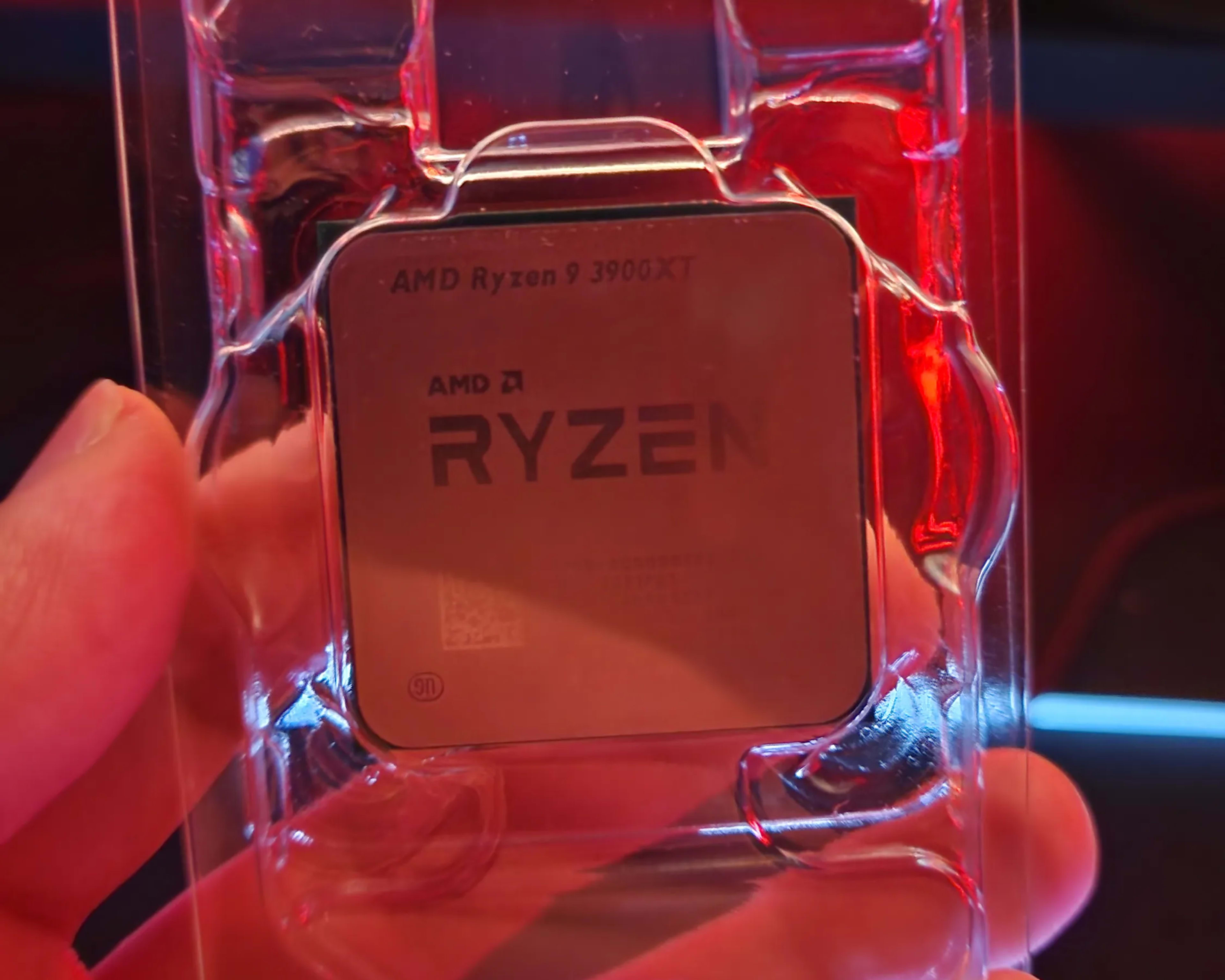 Se produkter som liknar AMD RYZEN 7 5800X 3D på Tradera (621179430)