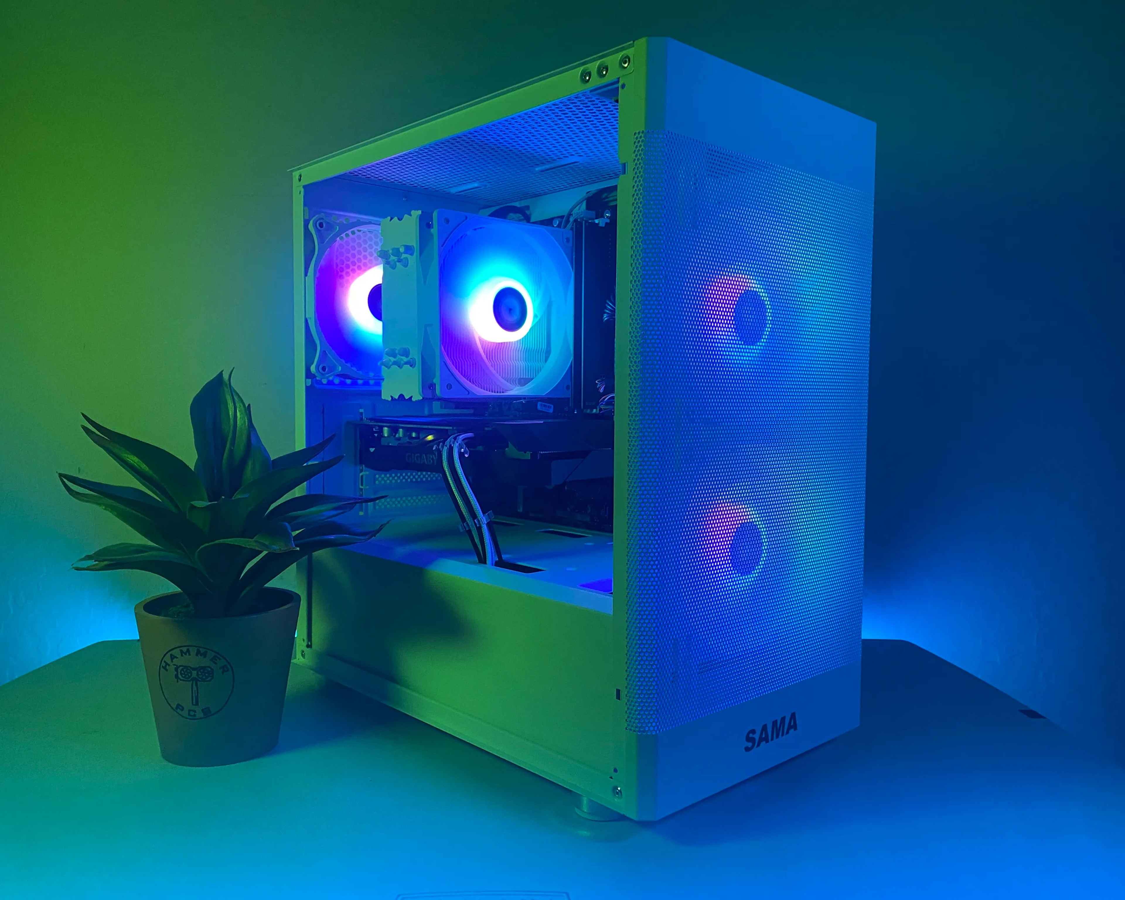 💎 Custom Built White RGB Gaming PC 💎| Windows 11 | Fortnite, GTA, Rainbow 6, and more!