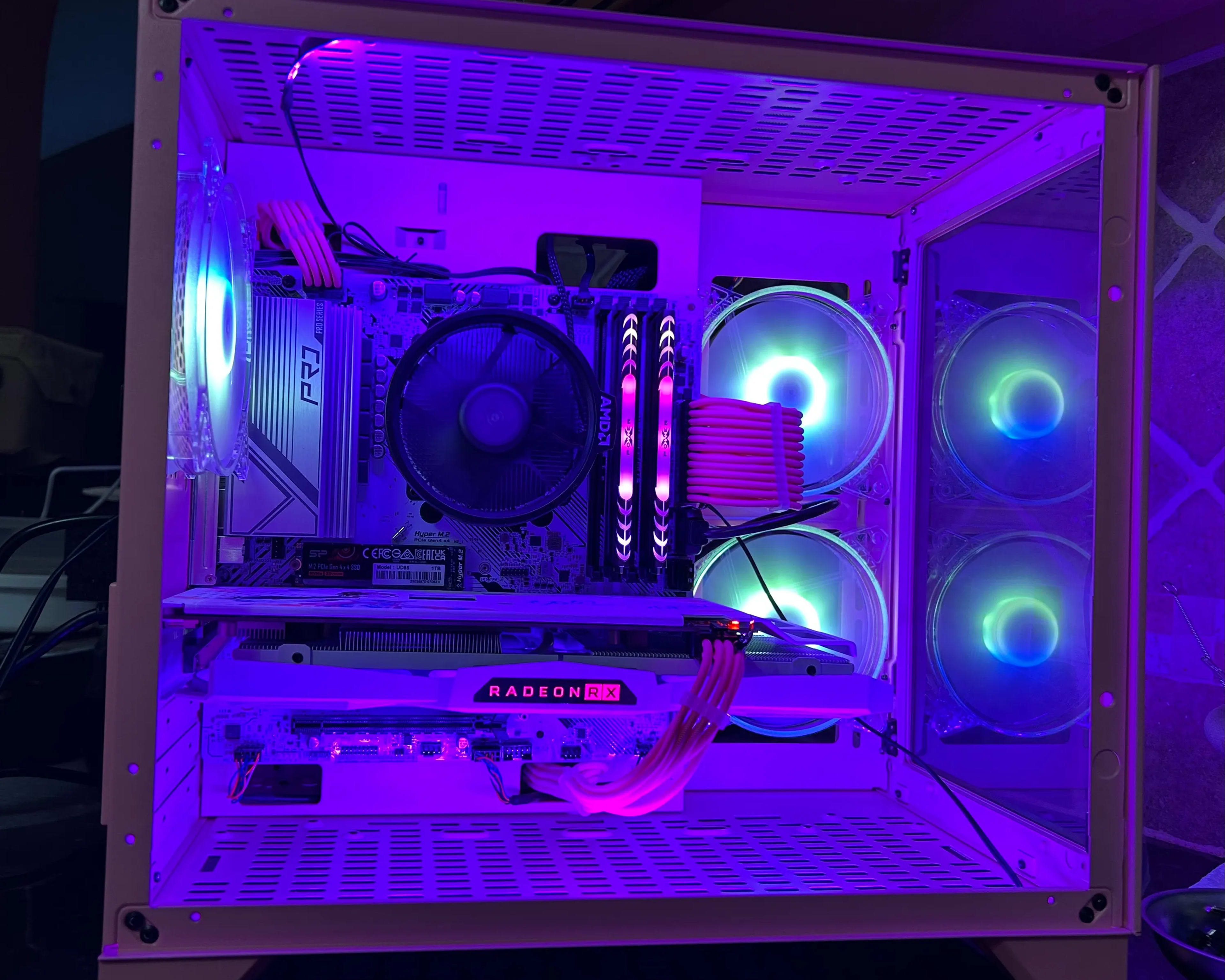 Palworld ready...White and Pink Gamer PC  (NEW upgraded GPU)