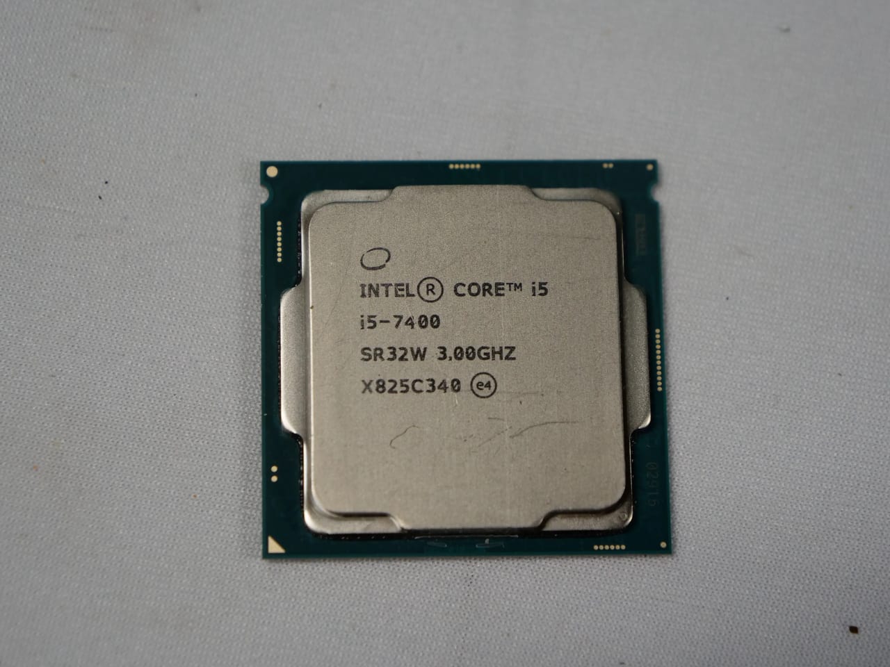 【みね】Intel CPU Core i5-7400T&amp;メモリ Amazon.com: Intel Core i5 i5-7400 Quad-core (4 Core) 3 GHz