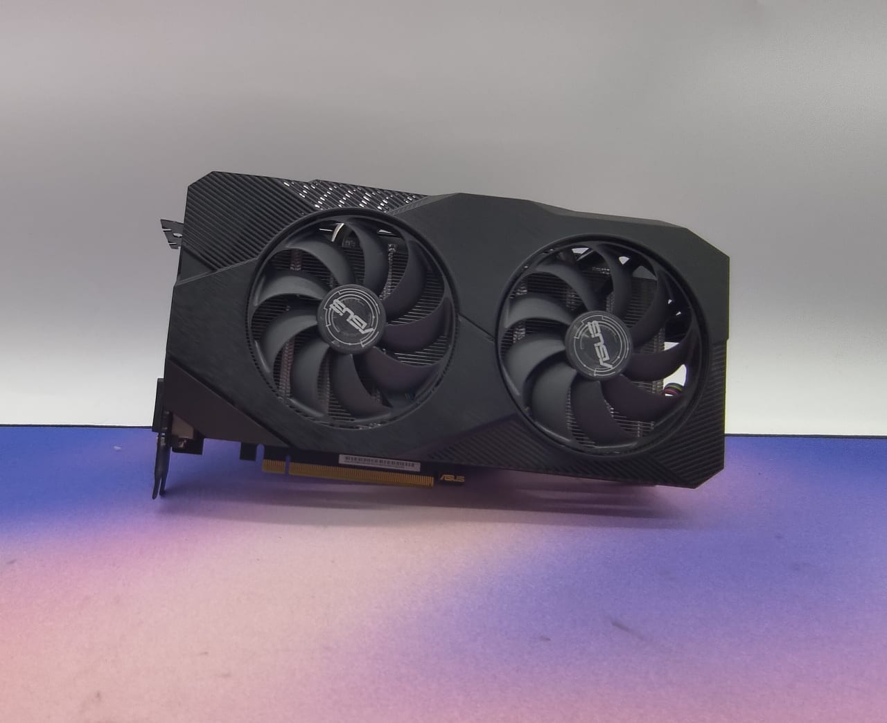 Asus Dual RTX 2060 Super | Jawa Asus Dual RTX 2060 Super | Jawa