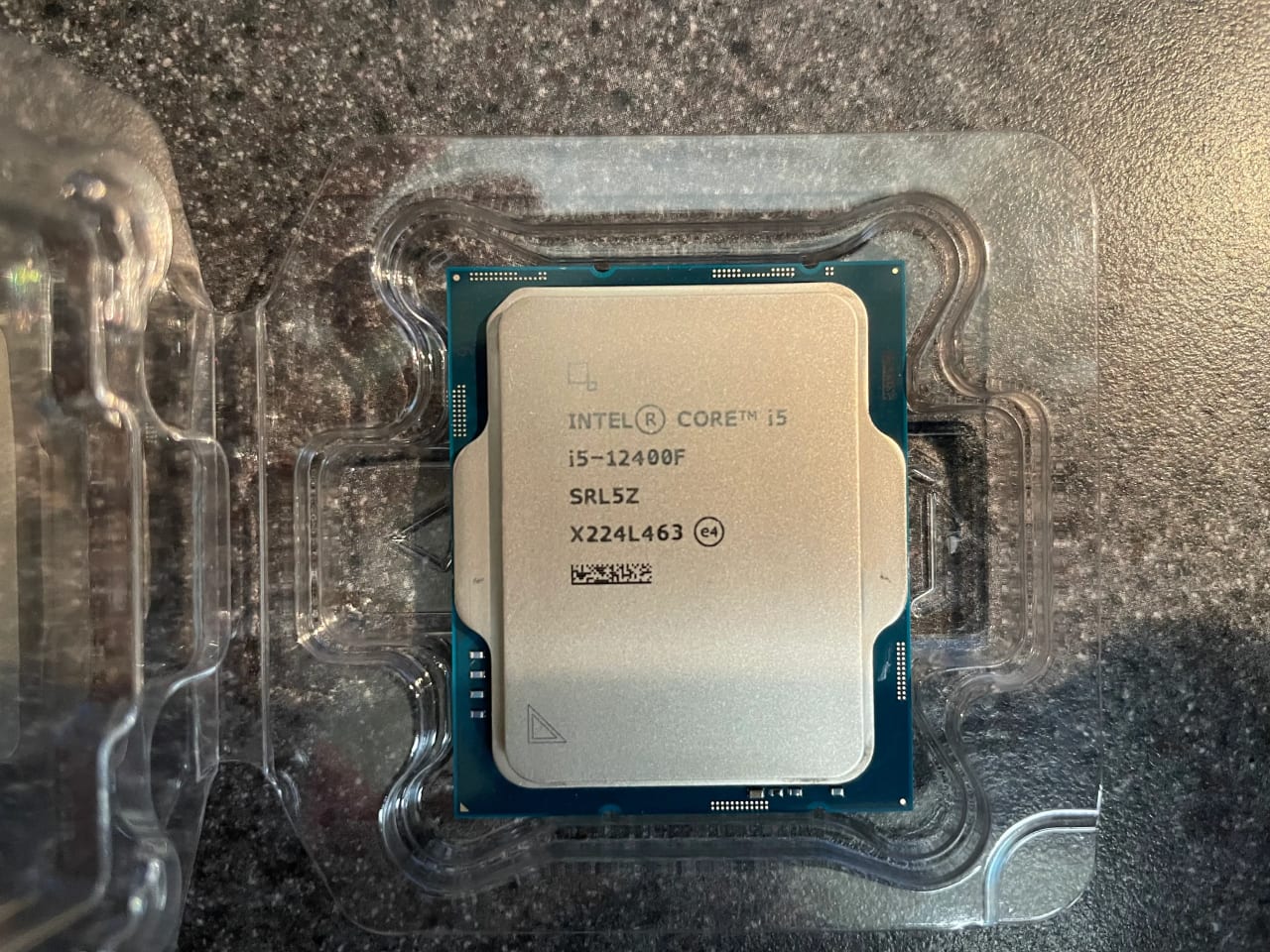 Like New! Intel i5 12400F 6 Cores LGA1700 | Jawa Like New! Intel i5 12400F 6 Cores LGA1700 | Jawa