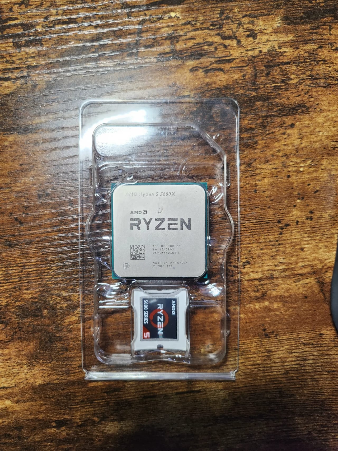 Like New AMD Ryzen 5 5600x With Stock Cooler | Jawa Like New AMD Ryzen 5 5600x With Stock Cooler | Jawa