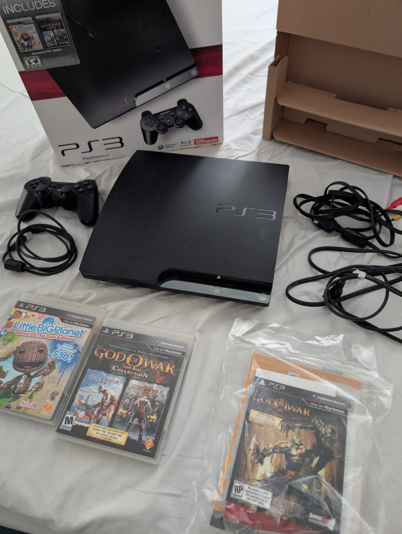 Sony PlayStation 3 PS3 Slim 120GB - Complete CIB | Jawa Sony PlayStation 3 PS3 Slim 120GB - Complete CIB | Jawa