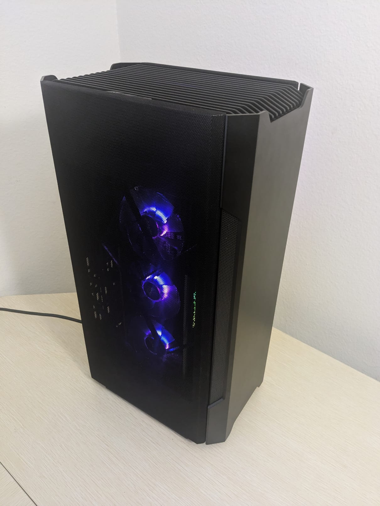RX 5700XT, i5-10500T Gaming PC (16GB RAM, 1TB SSD, Win11 Pro RX 5700XT, i5-10500T Gaming PC (16GB RAM, 1TB SSD, Win11 Pro