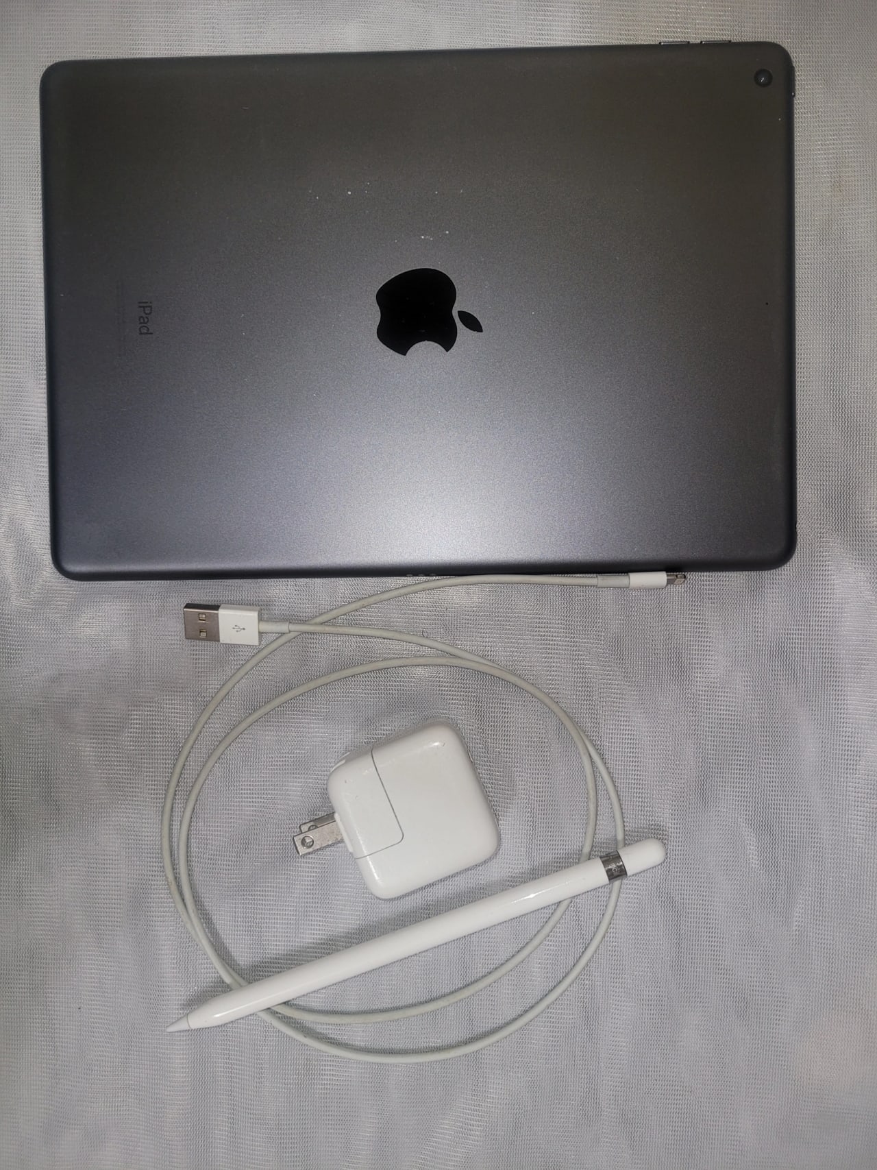 Apple Ipad 7th gen 32gb with Apple pencil 1st gen | Jawa Apple Ipad 7th gen 32gb with Apple pencil 1st gen | Jawa