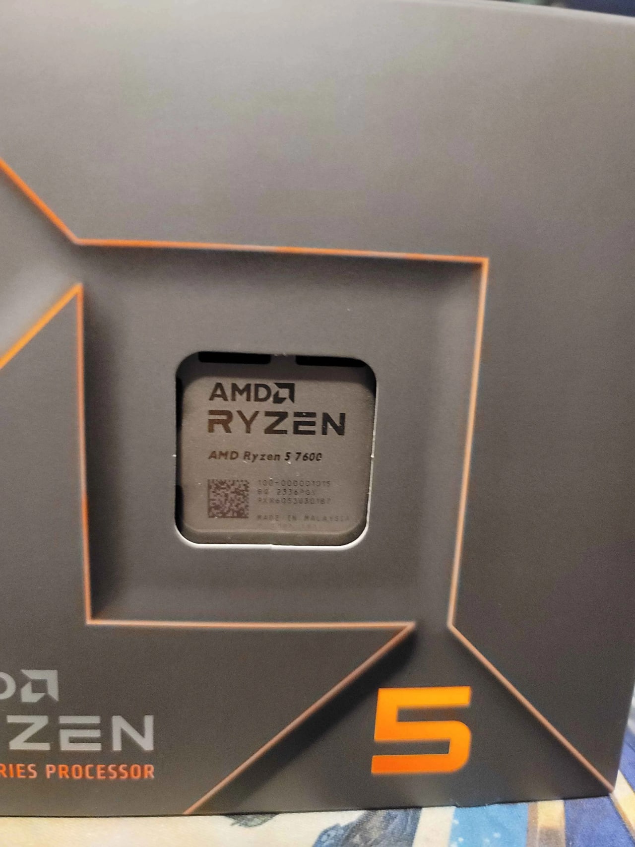 AMD Ryzen 5 7600 中古 美品 AM5 CPU AMD Ryzen 5 7600 R5 7600 AM5 CPU Processor 6-Core 12T 3.8