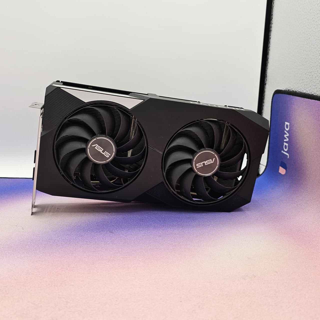 Asus Dual OC RX 6600XT | Jawa Asus Dual OC RX 6600XT | Jawa