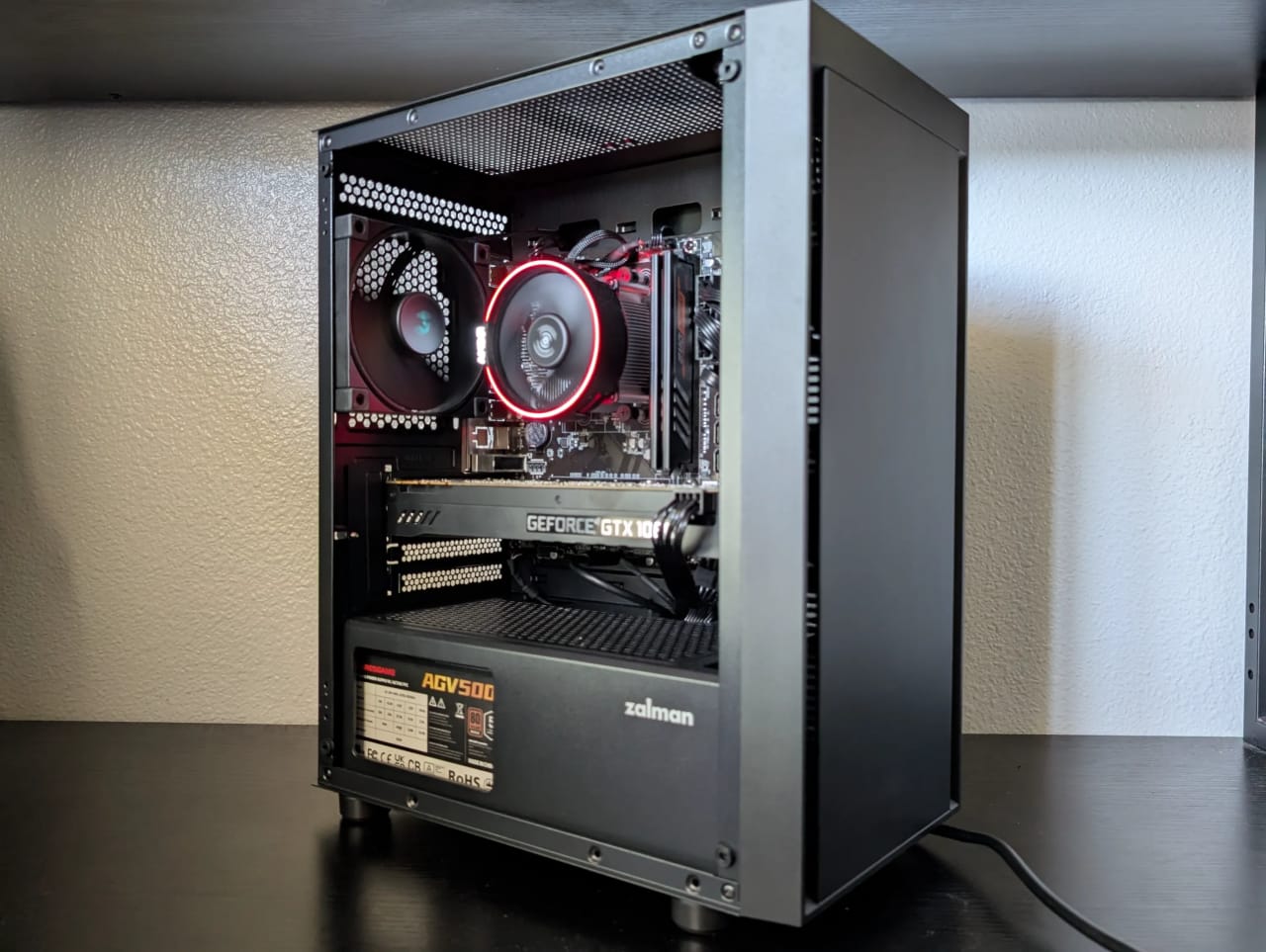 Ryzen 7 2700 | GTX 1080 | 16GB DDR4 | 512GB SSD | Wi-Fi