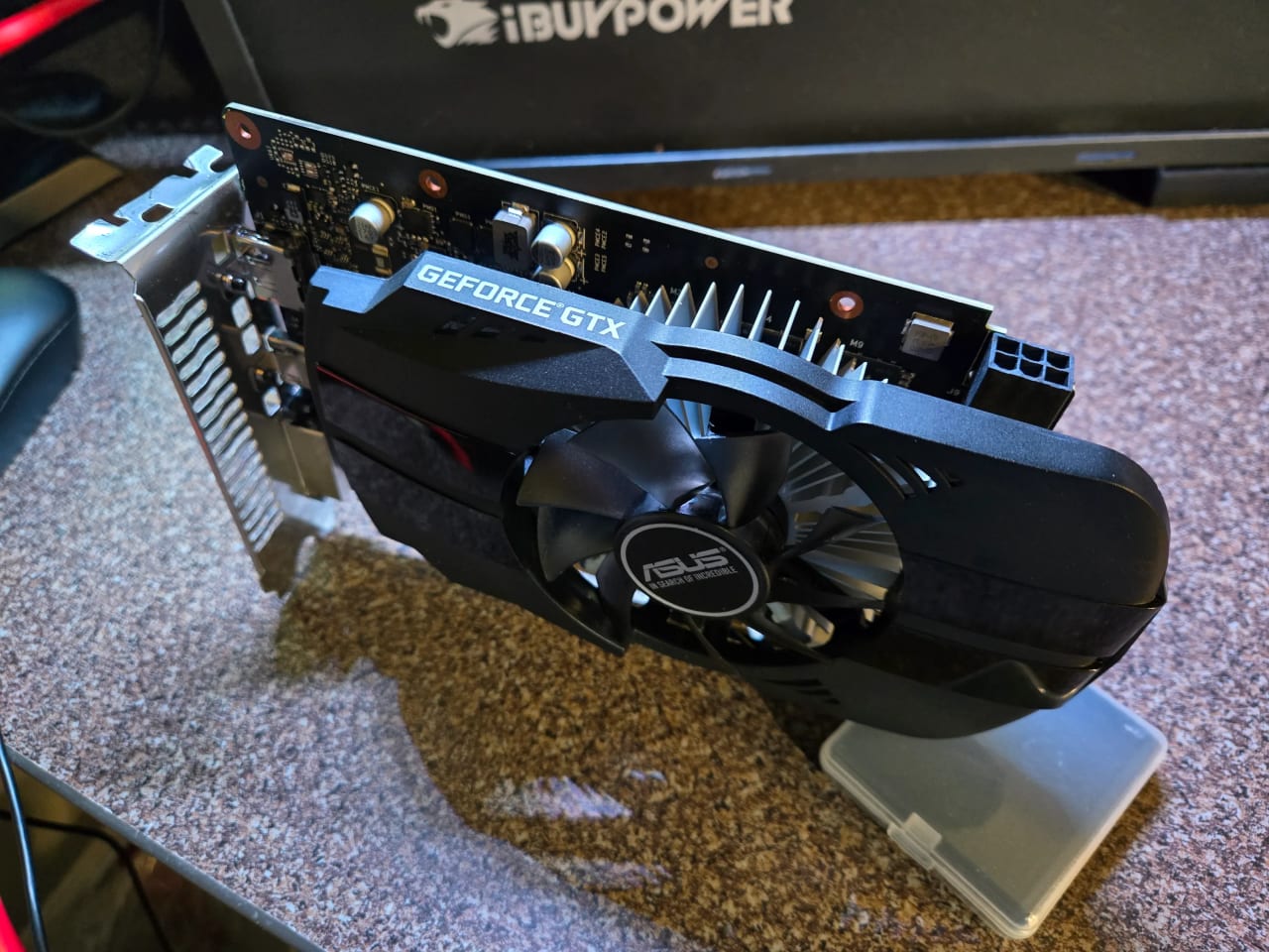 【美品】ASUS PHOENIX GeForce GTX1650 4GB 箱あり Amazon | ASUS Phoenix PH-GTX1650-O4G GeForce GTX 1650 4 GB