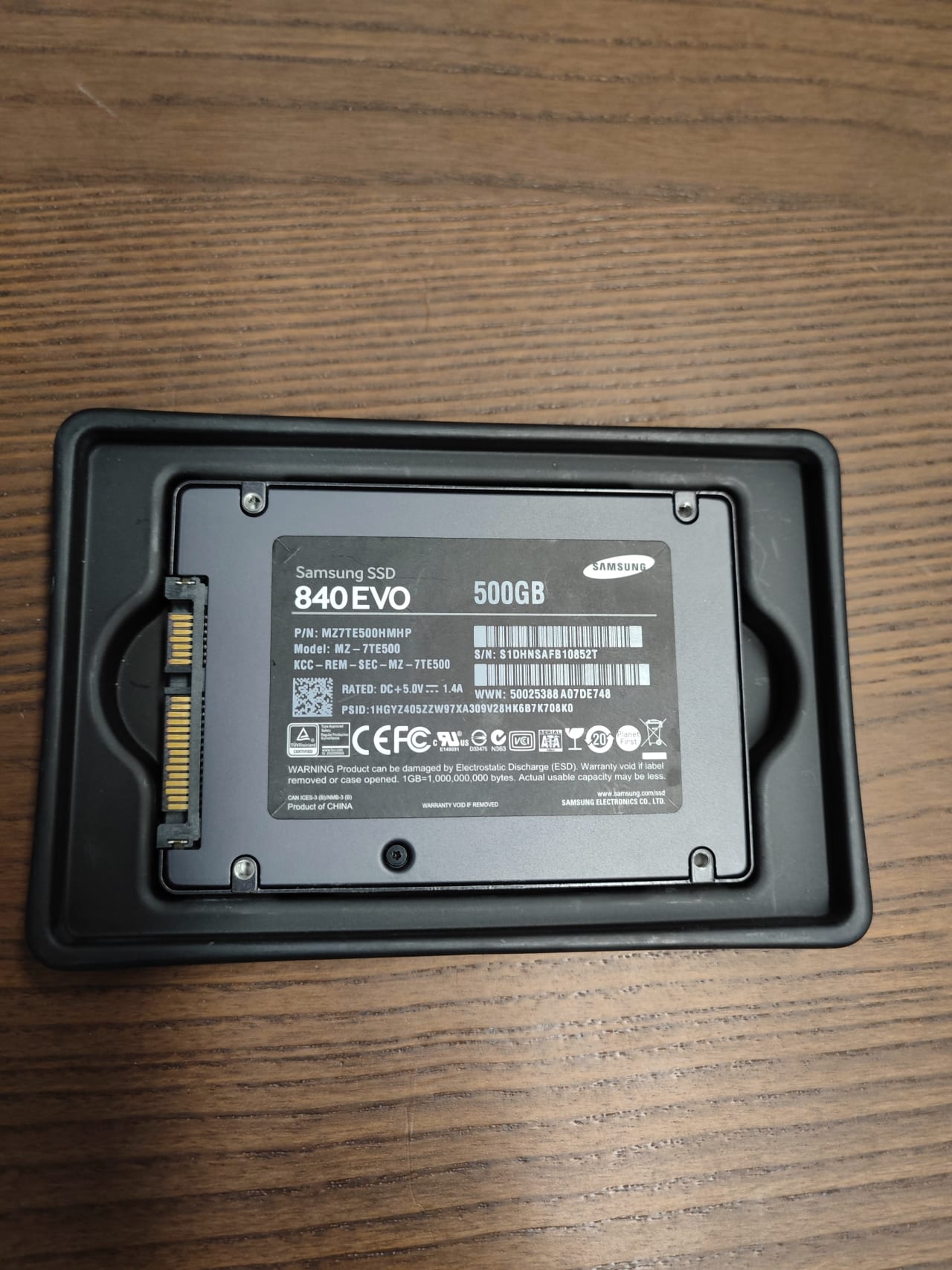 Samsung Electronics 840 EVO-Series 2.5-Inch SATA III 内蔵用 SSD