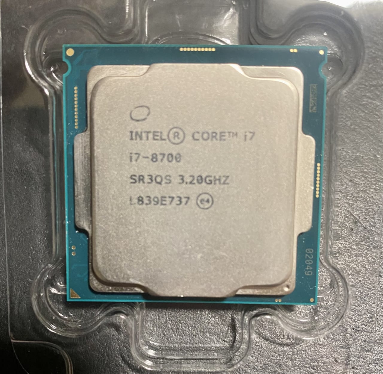 Intel i7-8700 SR3QS 3.20GHz 6 cores 12 threads | Jawa