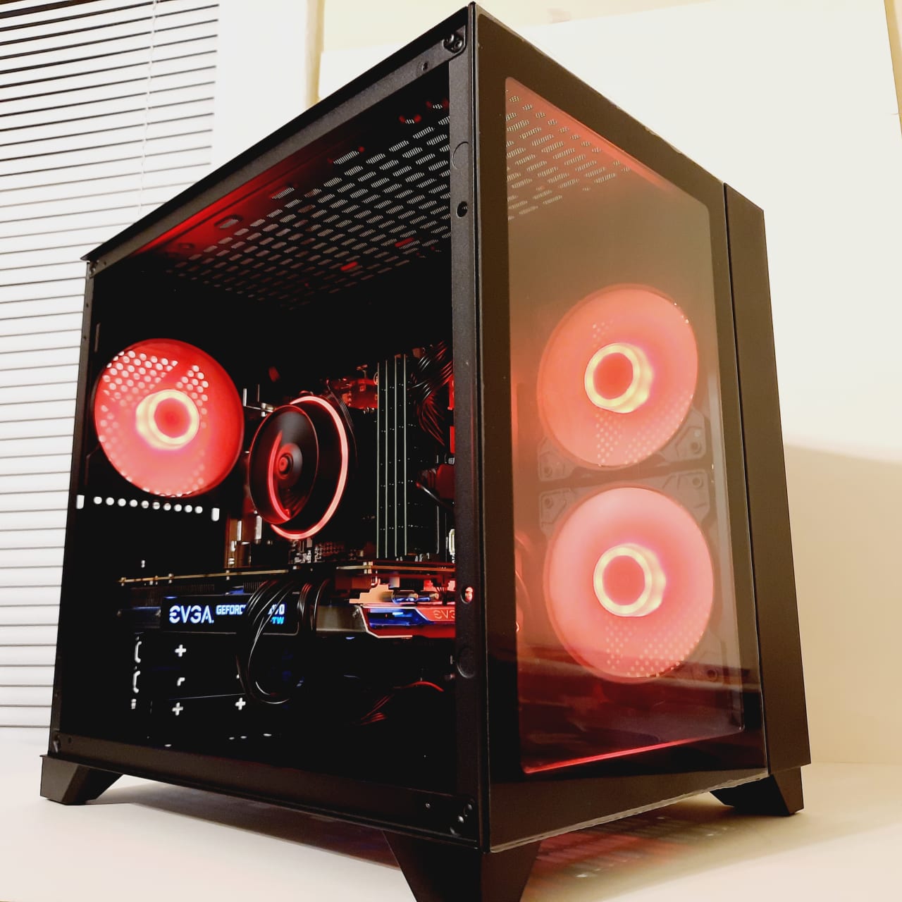 Newly built Gaming PC - Nvidia GTX 1070 8GB / Intel i7 4790 / 16GB RAM /  750GB SSD / RGB Fans | Jawa