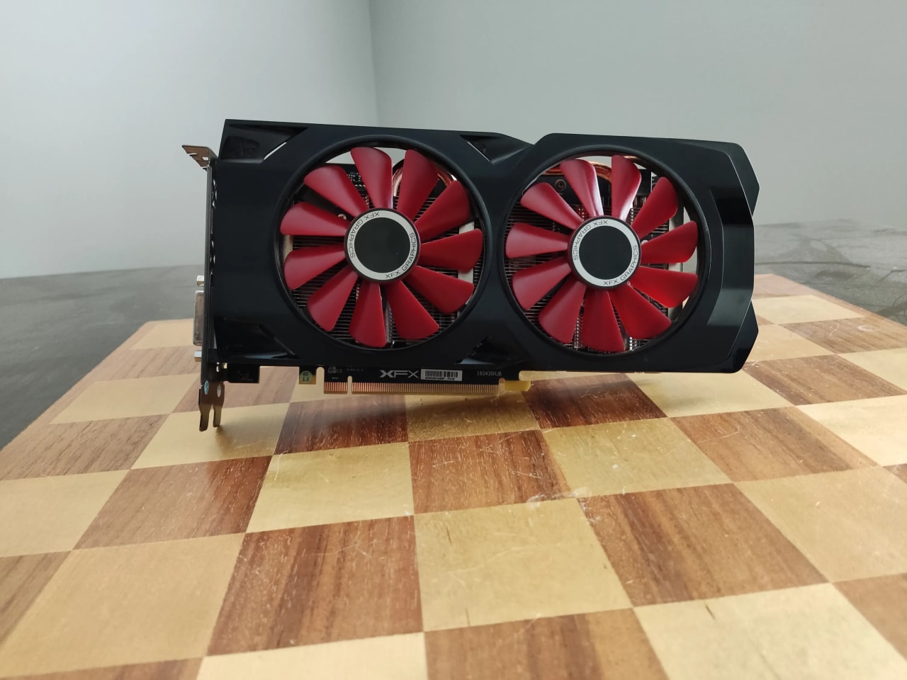 XFX Radeon RX 570 8GB | Jawa
