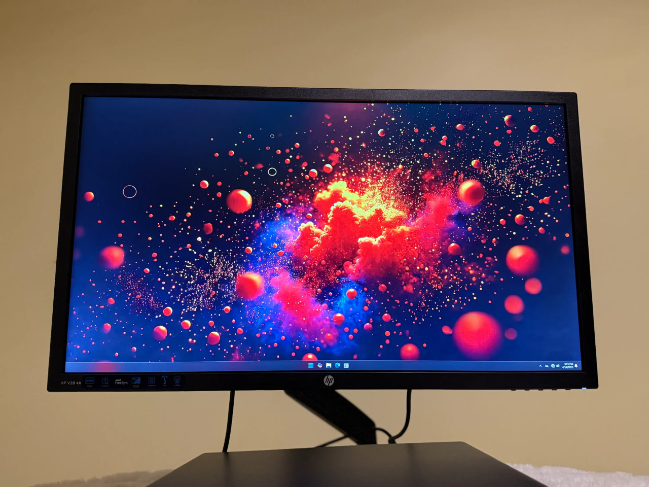 🖥️ HP V28 4K Monitor – 4K UHD | 60 Hz | 1 ms Response 🖥️ HP V28 4K Monitor – 4K UHD | 60 Hz | 1 ms Response