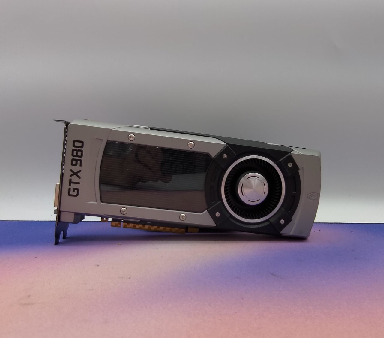 グラフィックボード・グラボ・ビデオカード NVIDIA GTX 980