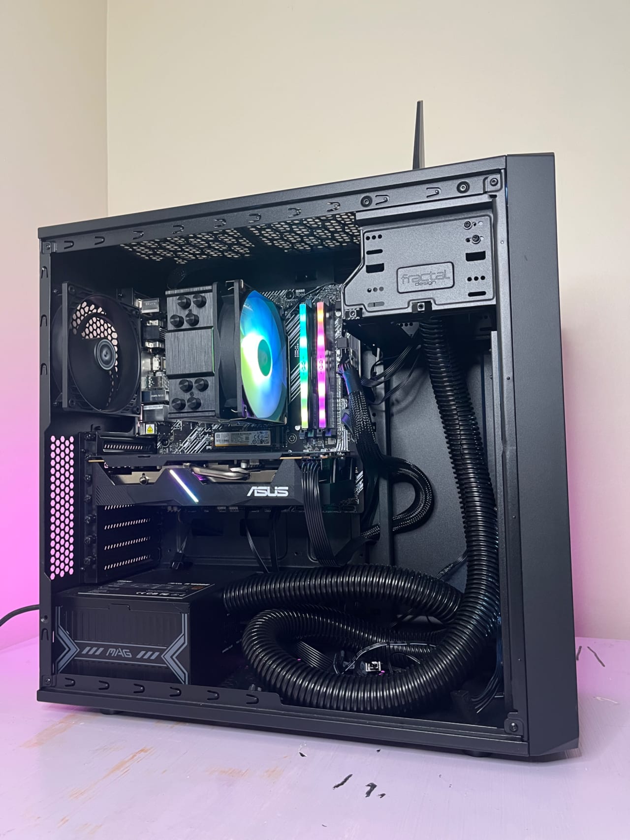 ゲーミングPC E5-2637v3x2基64GB GTX1070 SSD+HDD ゲーミングPC E5-2637v3x2基64GB GTX1070 SSD+HDD Amazon.co.jp