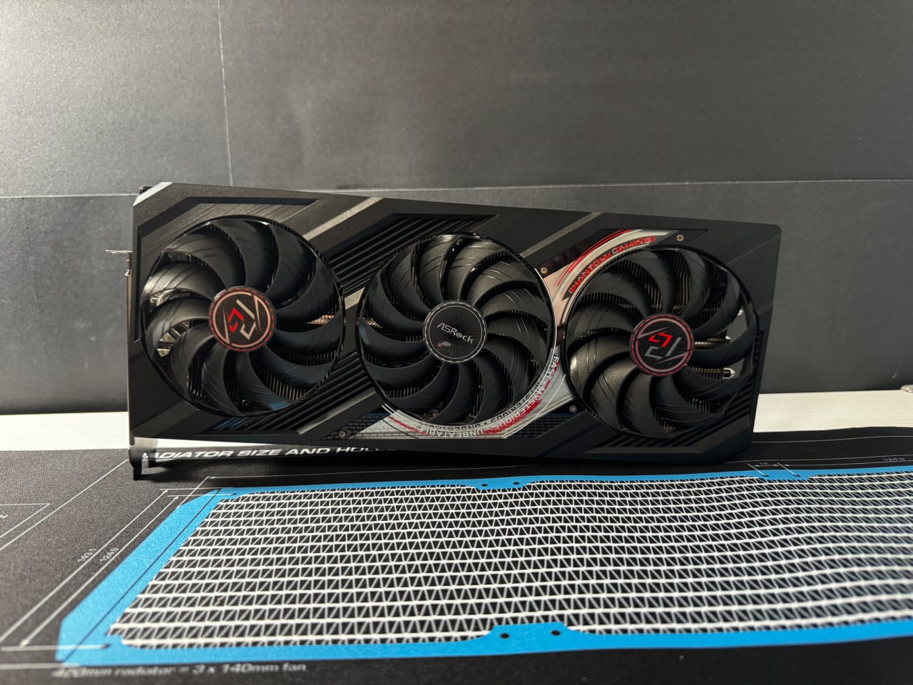 ASRock Phantom Gaming RX 7900 XTX OC 24GB GDDR6 Radeon GPU ASRock Phantom Gaming RX 7900 XTX OC 24GB GDDR6 Radeon GPU