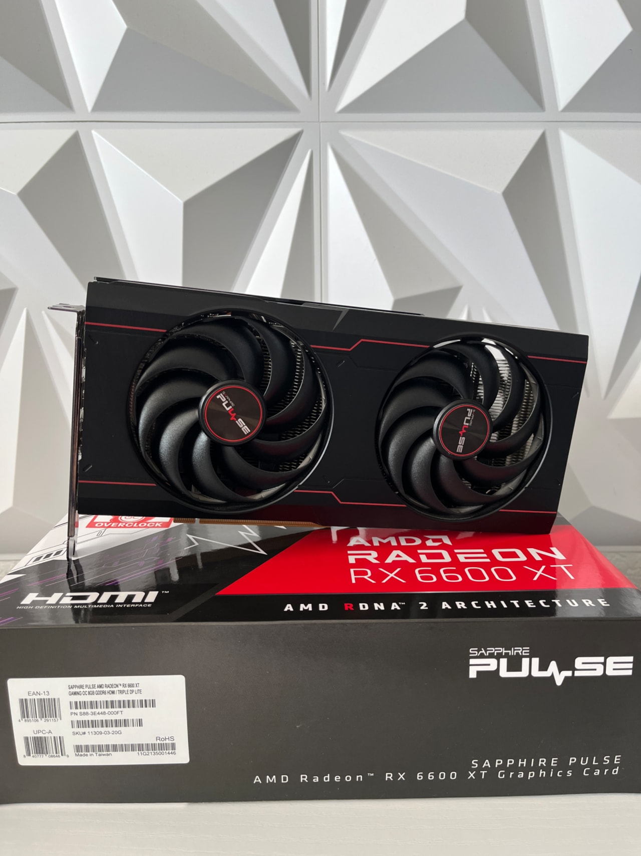 Sapphire Pulse RX 6600 XT OC 8GB | Jawa