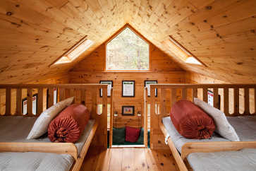 Mother Earth Cabin, Pinnacle Leadership Center