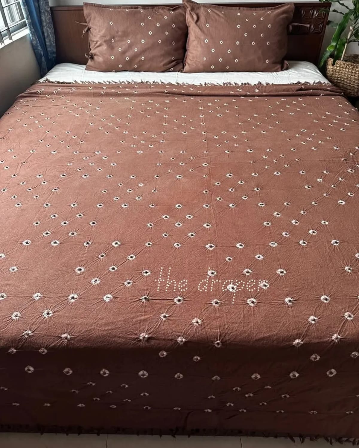 Mocha Starlight Dot Shibori Bed Cover Set